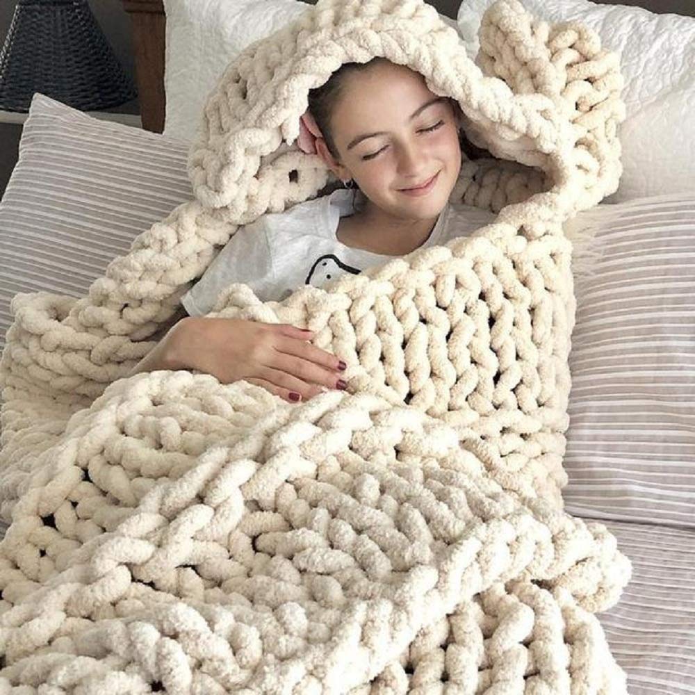 Soft Handwoven Chenille Weighted Blanket - 80x100cm Cozy Knit Throw for Bed, Sofa & Chair | Warm Home Decor, Yoga Mat Cover | Chunky Knit Blanket in White