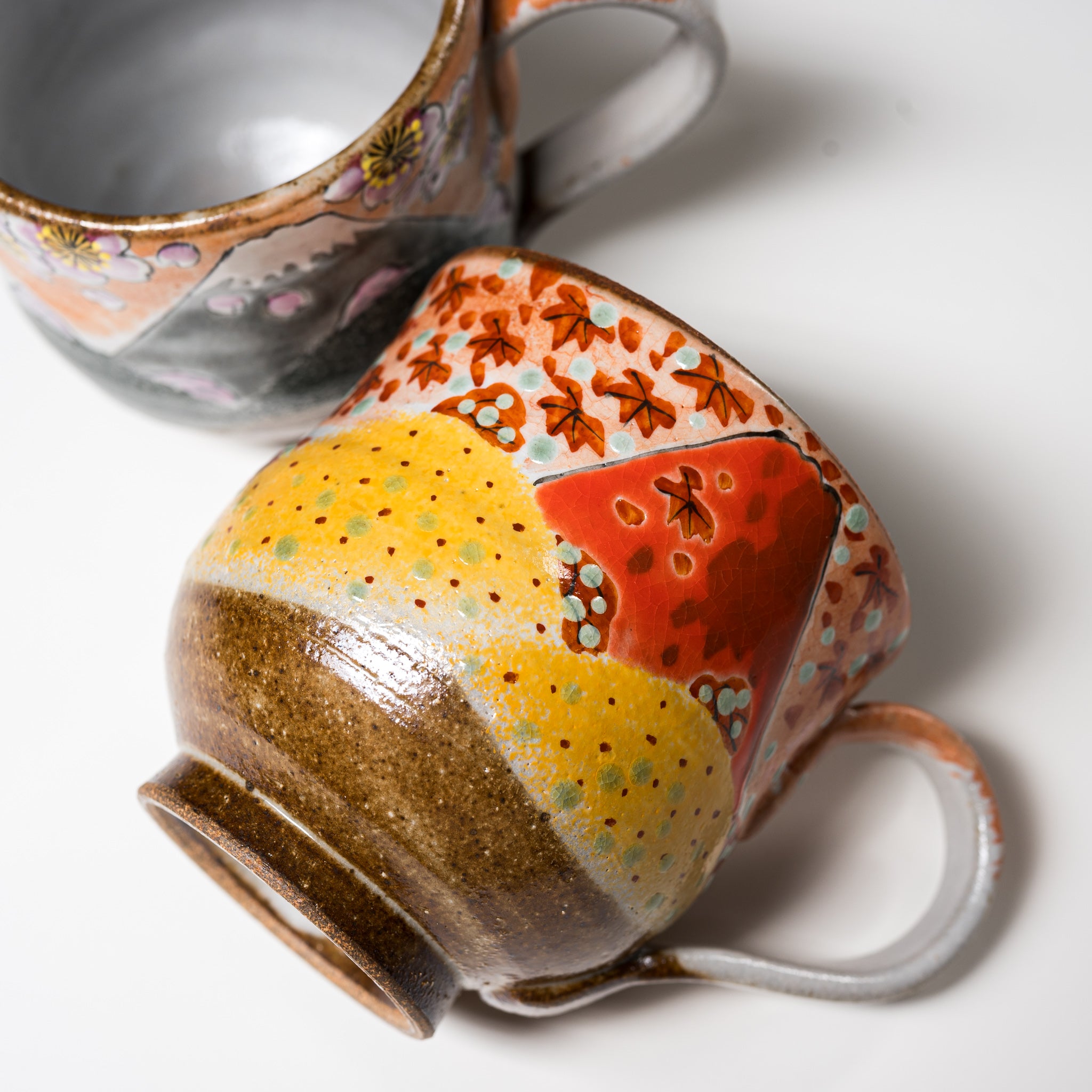 Kutani Ware Pair Mug Cup with Mt Fuji Design - Traditional Japanese Ceramic Tea Cups for Coffee, Tea, or Hot Chocolate - Perfect for Couples, Gift Giving, and Home Decor