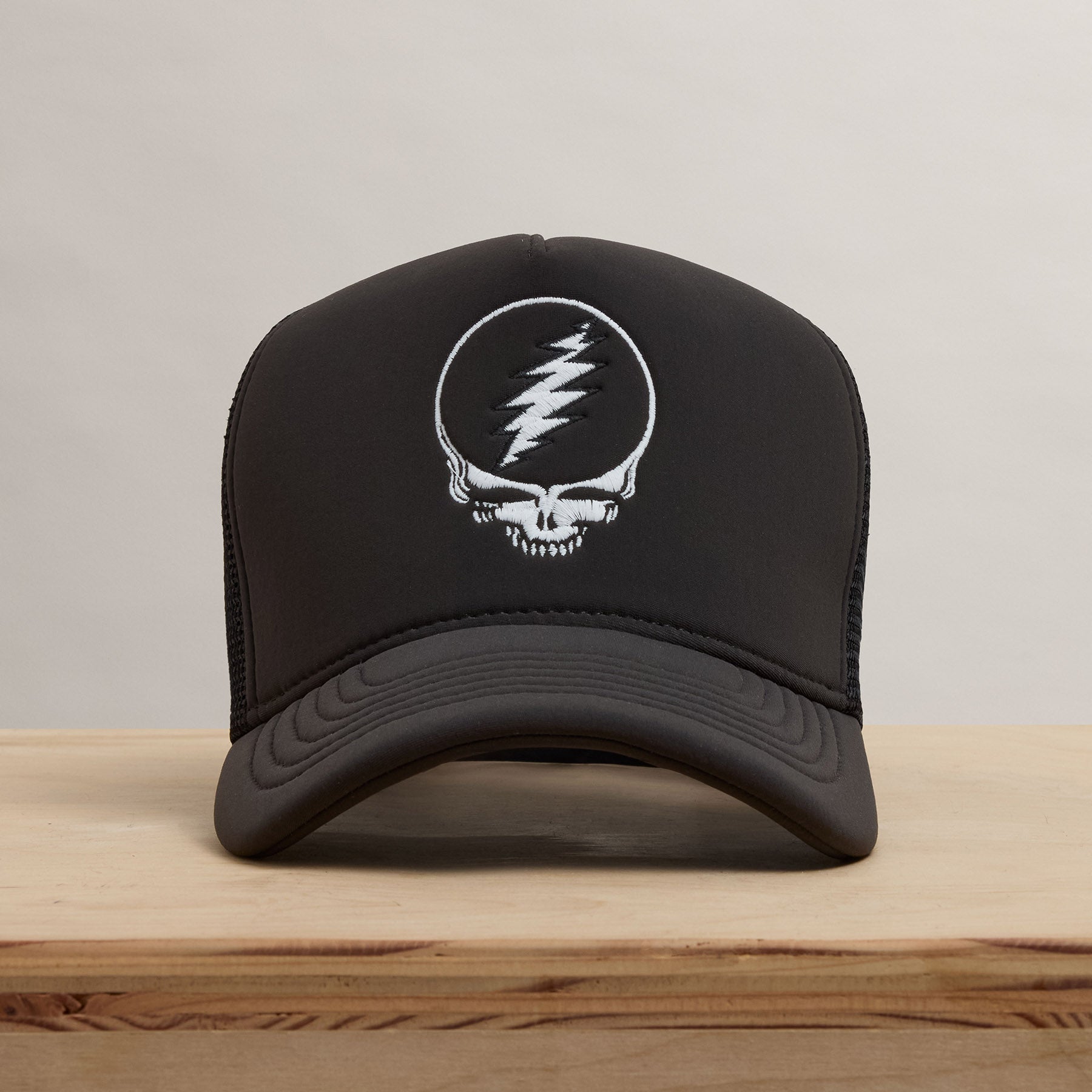 Grateful Dead Skull Embroidery Trucker Hat - Carbon Grey | Vintage Style Adjustable Snapback Cap for Men & Women | Perfect for Concerts, Festivals & Casual Streetwear