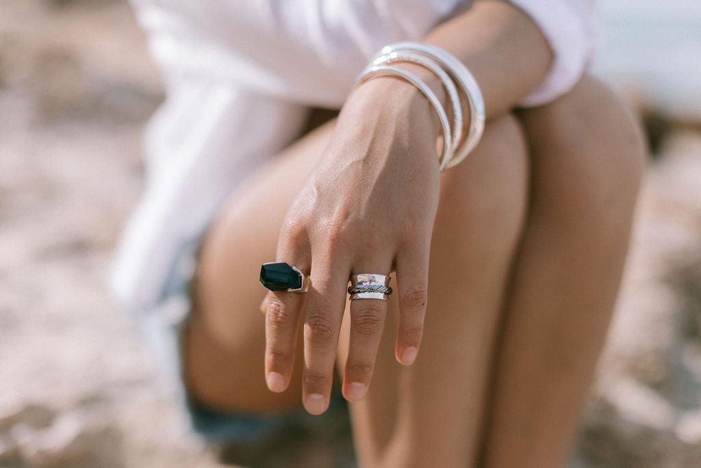 Oxidized Rope Spinner Ring for Men - Battered & Concave Design - Stress Relief & Fidget Toy - Perfect for Anxiety Relief, Meditation, and Focus