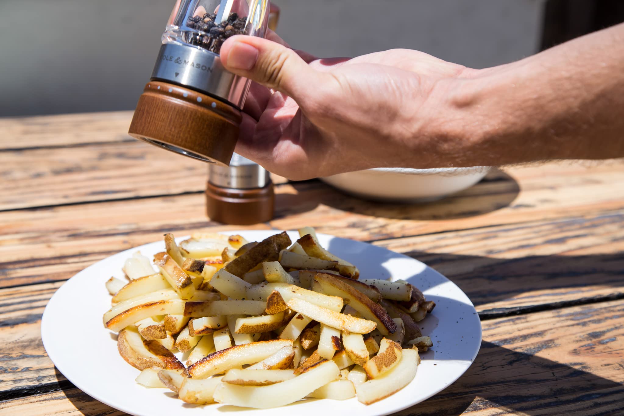 Cole & Mason Keswick Forest Dark Wood Pepper Mill - Premium Stainless Steel Grinder with Gourmet Precision+ Mechanism, 7.1 Inches (180mm) - Perfect for Kitchen, Dining Table & Gourmet Cooking