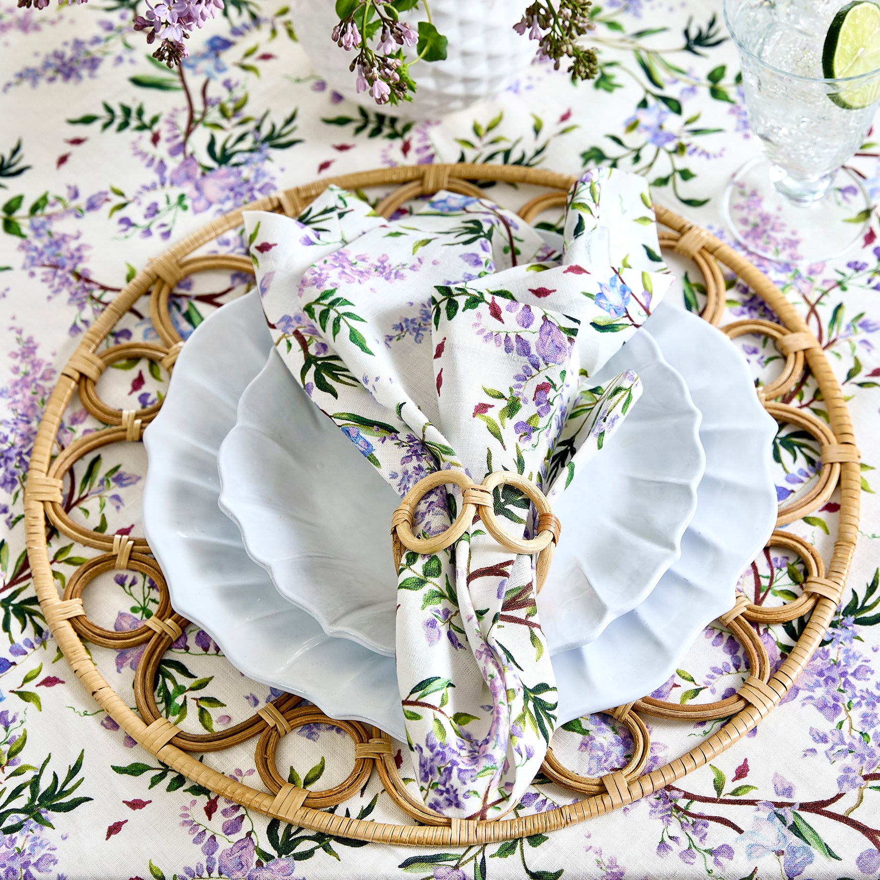 Lilac Floral Printed Napkins - Set of 4 Premium Cotton Dinner Napkins for Elegant Dining, Parties & Home Decor