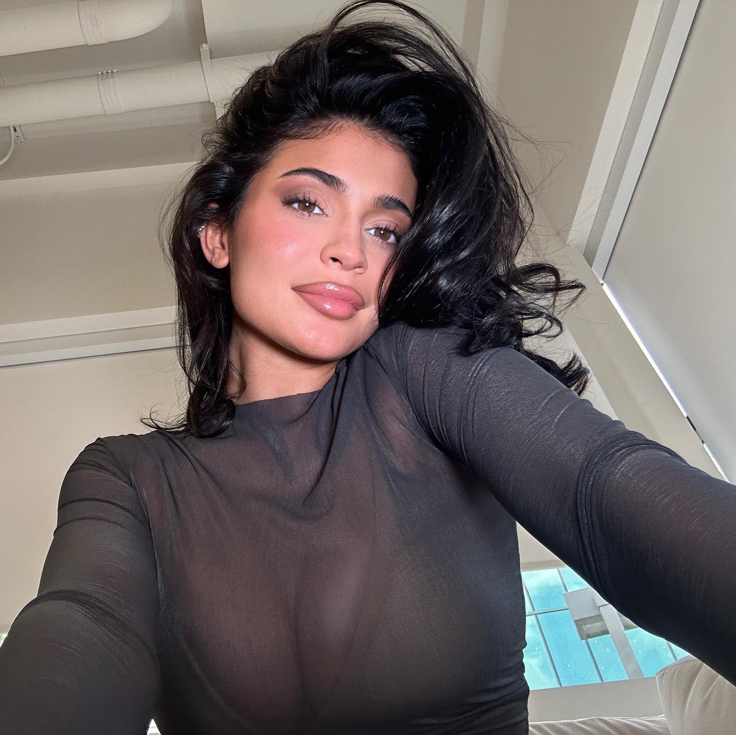 Kylie's All Matte Eyeshadow Palette - Long-Lasting Matte Eyeshadow for Smokey & Natural Eye Makeup Looks | Perfect for Everyday Wear & Special Occasions