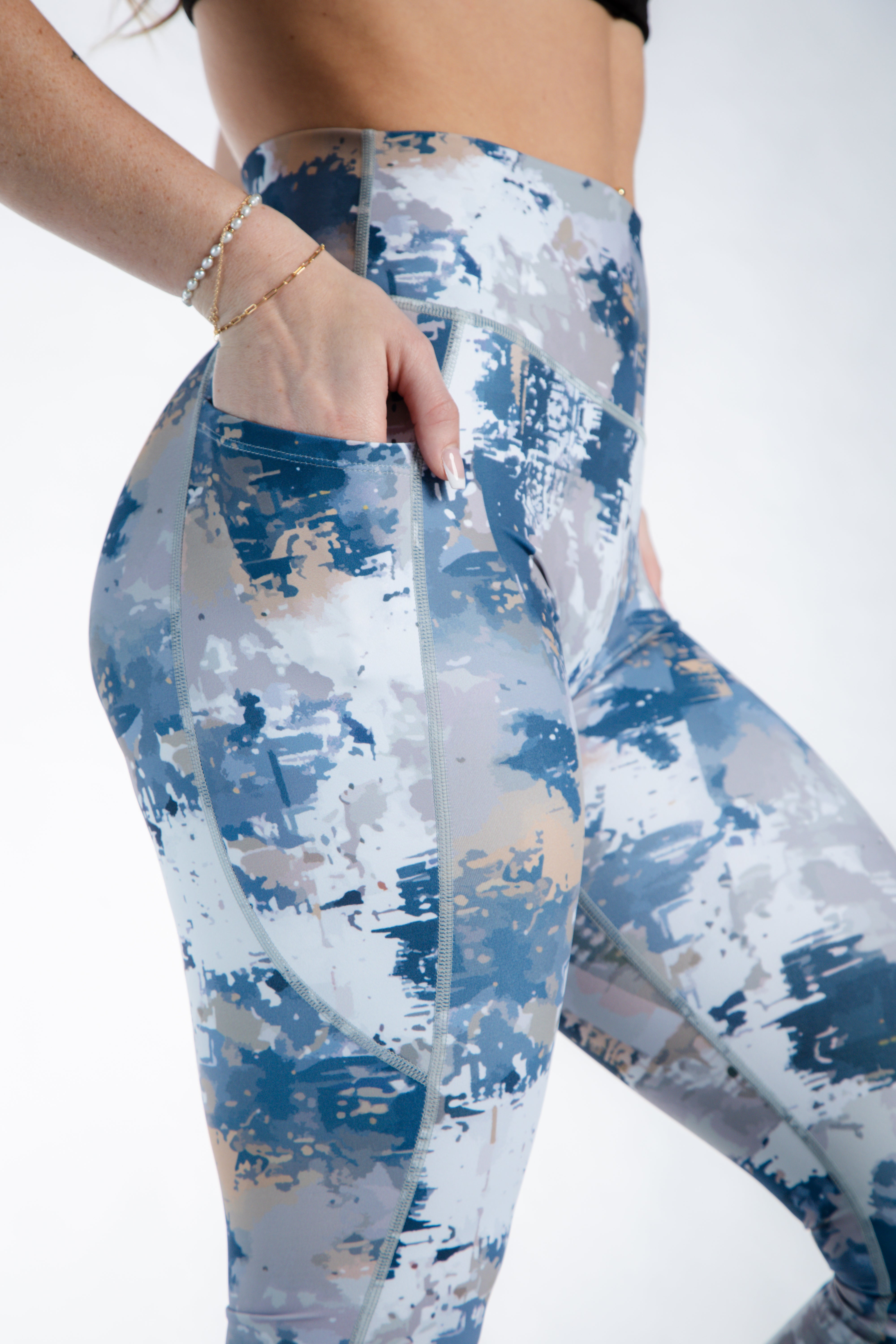 Empowered High-Waisted Leggings with Pockets - Comfortable Yoga Pants for Women in Blue & Tan | Perfect for Workouts, Running, Yoga & Everyday Wear
