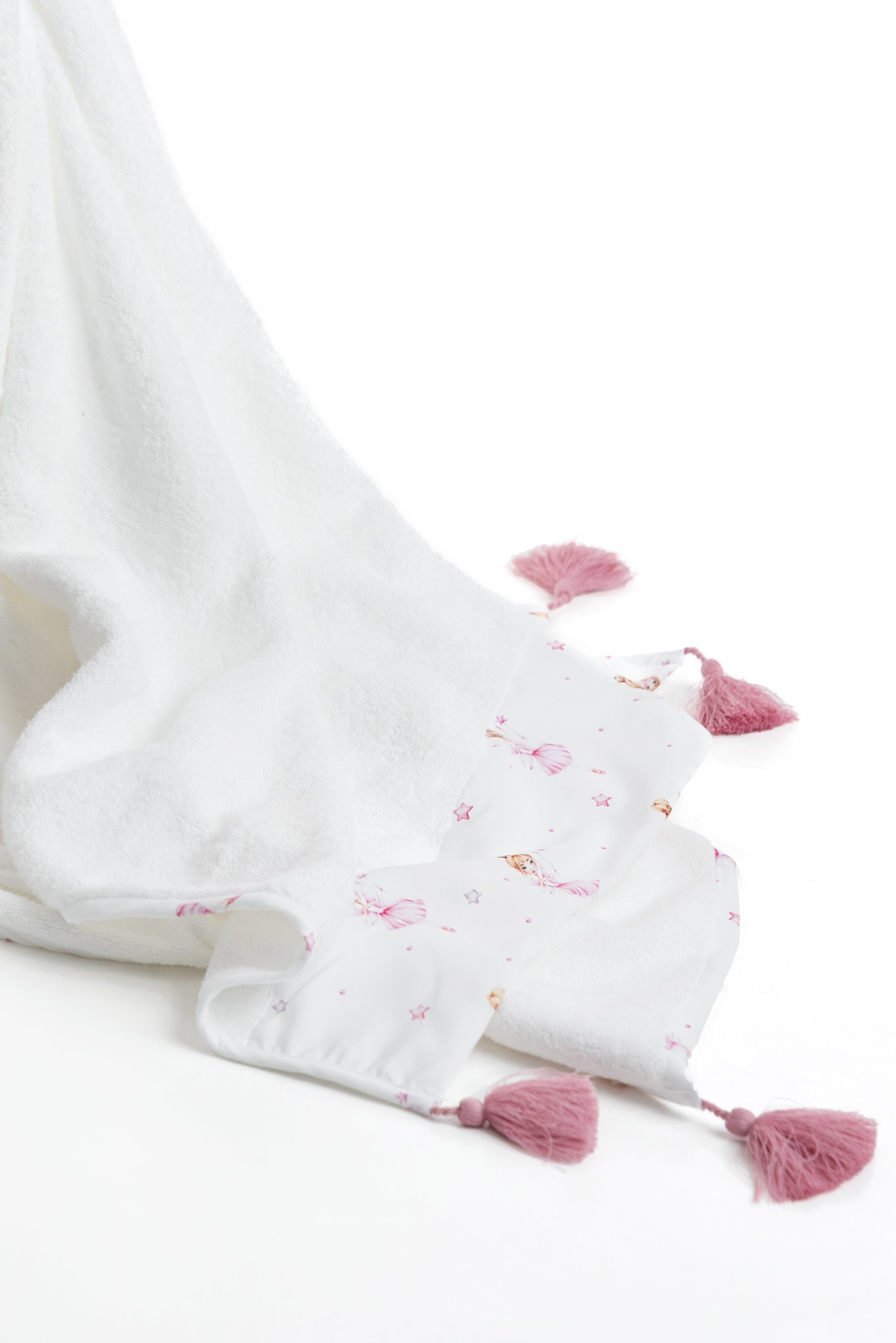 Premium Soft & Absorbent Ballerinas Beach Towel - Quick Dry, Lightweight & Large Size for Pool, Beach, Yoga & Travel