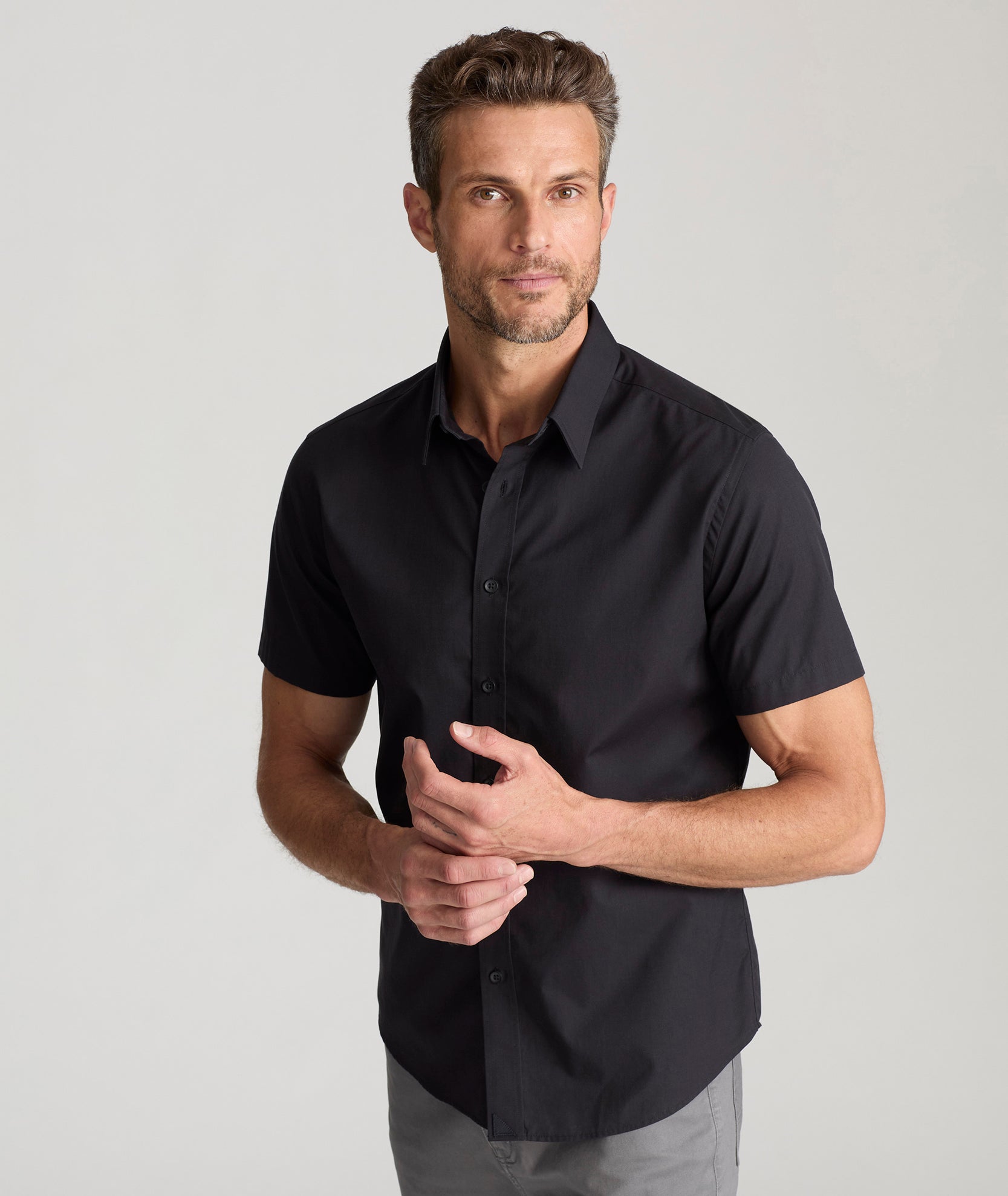 Classic Short Sleeve Cotton Shirt for Men - Comfortable Casual Button Down Top for Summer, Office & Outdoor Activities