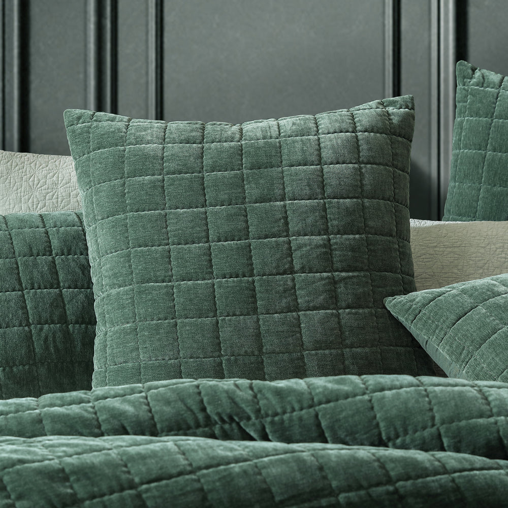 Apollo Cilantro Quilt Cover Set | Super King Size | Luxury Bedding for Master Bedroom & Guest Room