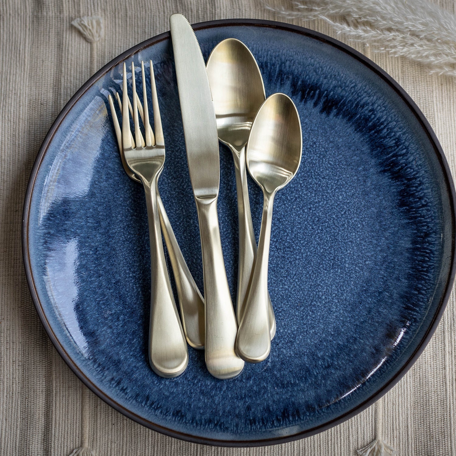 Eloquence Champagne Satin 20-Piece Flatware Set - Elegant Stainless Steel Cutlery for Fine Dining, Wedding Gifts & Special Occasions