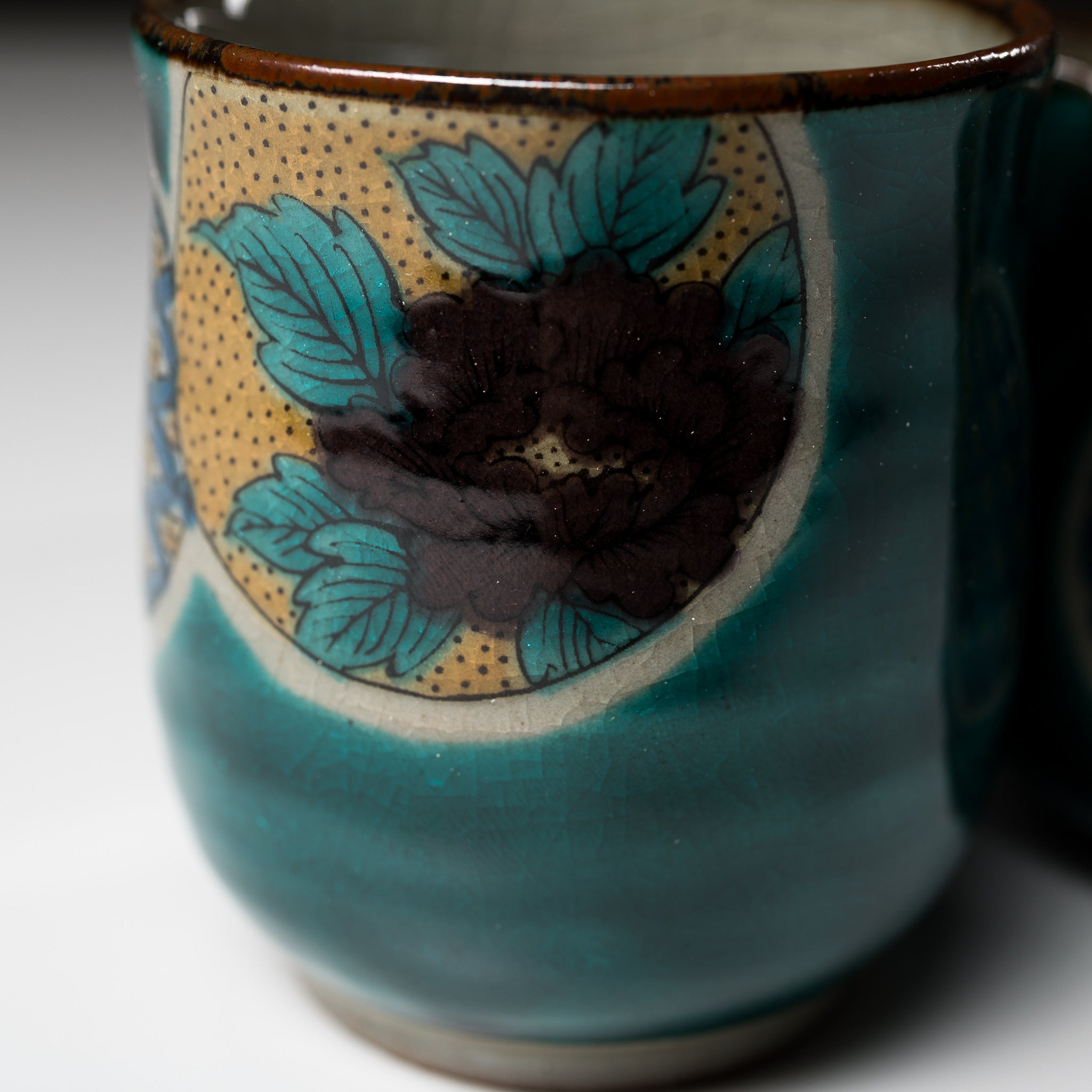 Authentic Japanese Kutani Ware Tea Set - Marumon Style Hand-Painted Porcelain for Elegant Tea Ceremonies & Home Decor