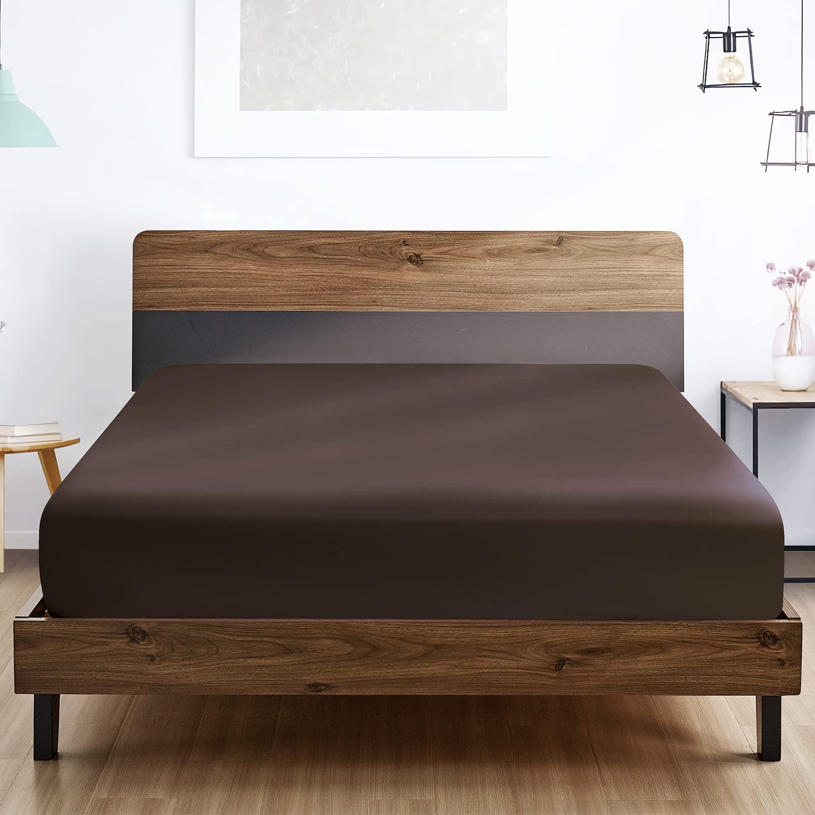 FreshCulture Queen Fitted Sheet - Premium Hotel Quality, Ultra Soft & Breathable Brushed Microfiber Bedding with Deep Pockets, Cooling Queen Size Bed Sheets (Brown) - Perfect for Guest Rooms, Master Bedrooms & Dorm Essentials