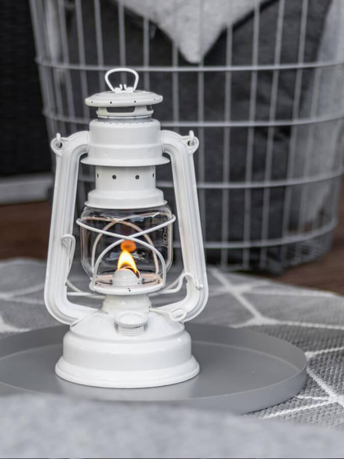Feuerhand Baby Special 276 Hurricane Lantern - Vintage Outdoor Camping Light for Emergency, Garden, Patio & Power Outages