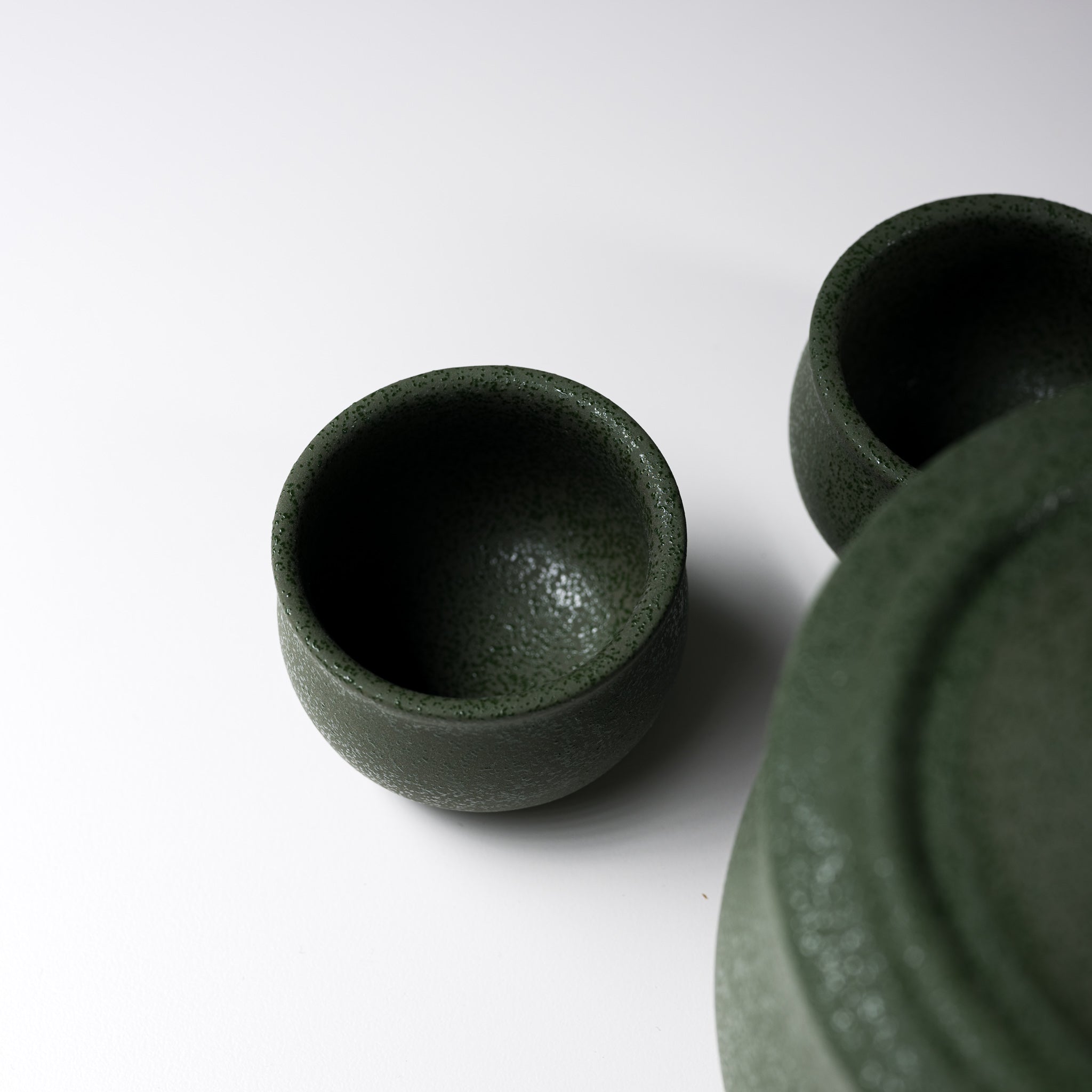 Premium Japanese Mino Ware Hot Sake Set - Traditional Matcha Green Ceramic Sake Cups & Flask for Authentic Japanese Dining Experience | Perfect for Home Entertaining, Sushi Nights & Cultural Gift Giving