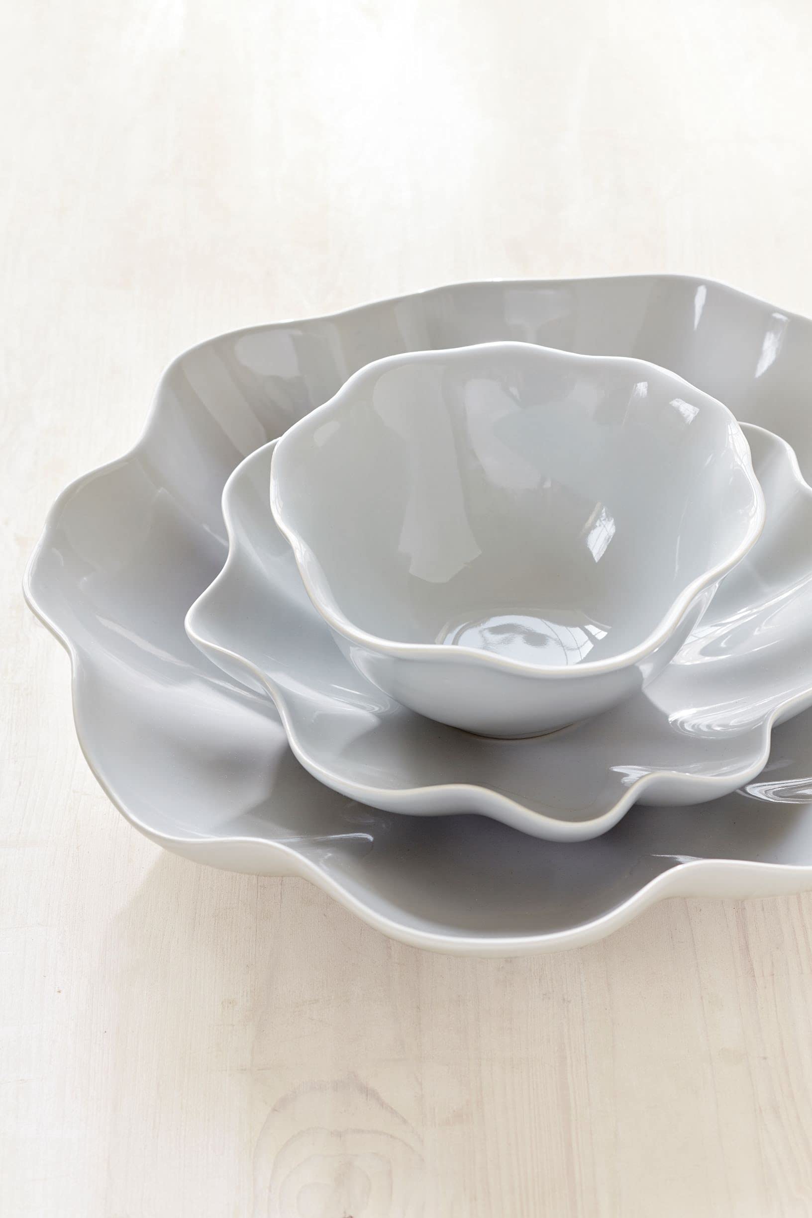 Portmeirion Sophie Conran Floret 4-Piece Dinnerware Set - Porcelain Dinner Plate, Salad Plate, Cereal Bowl & Mug | Microwave & Dishwasher Safe | Perfect for Formal Dining, Everyday Meals & Gift Giving