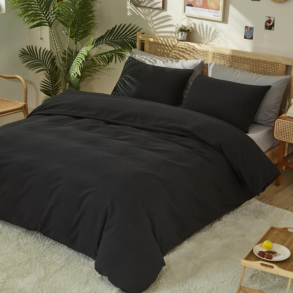 CLOTHKNOW Black King Comforter Set 3Pieces - Ultra Soft Solid Bedding Set for Men & Boys with 2 Pillowcases - Perfect for Master Bedroom, Guest Room & Dormitory