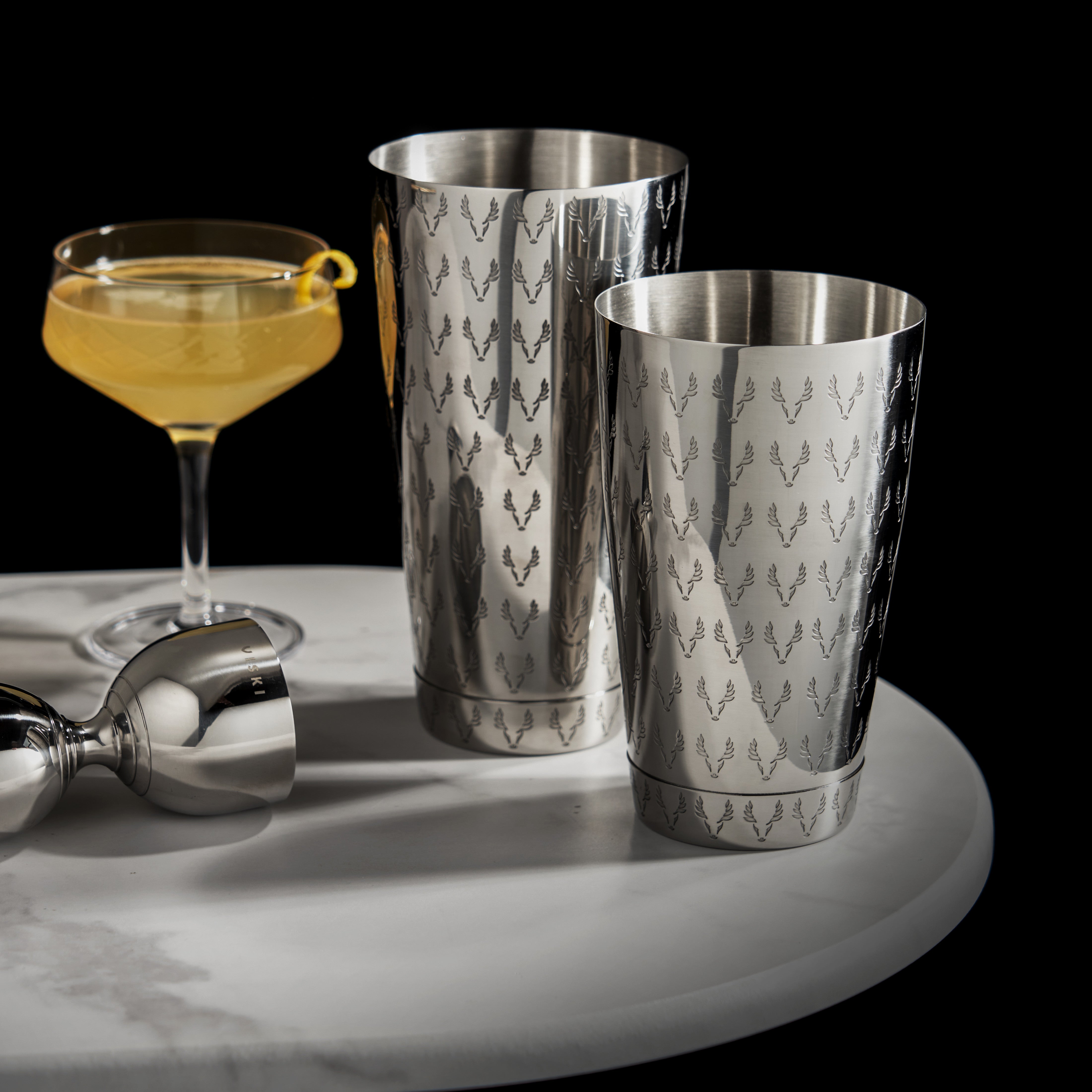 Premium Stainless Steel Cocktail Shaker Set - Bar Mixing Tins for Professional Bartenders & Home Use - Perfect for Margaritas, Martinis & Whiskey Sours