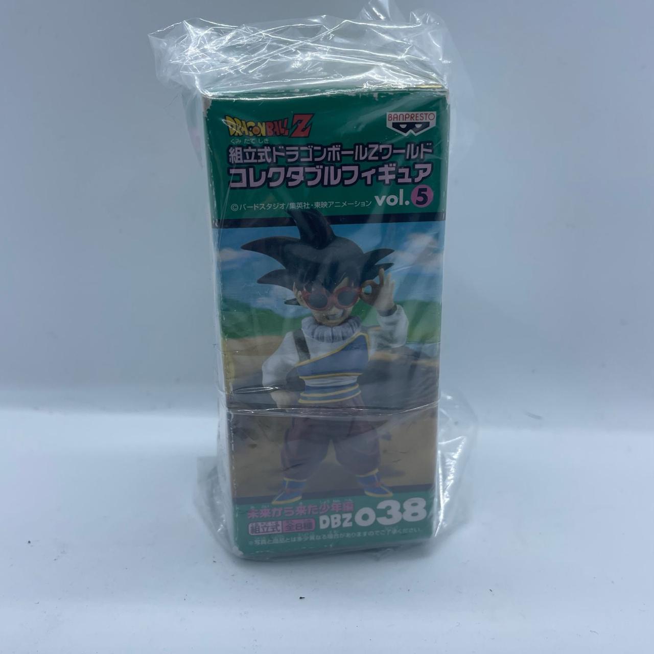 Banpresto DWC Dragon Ball Z Son Goku Vol.5 DBZ038 Anime Action Figure - Collectible Japanese PVC Statue for Home Display, Office Decor, and Anime Fans Gift