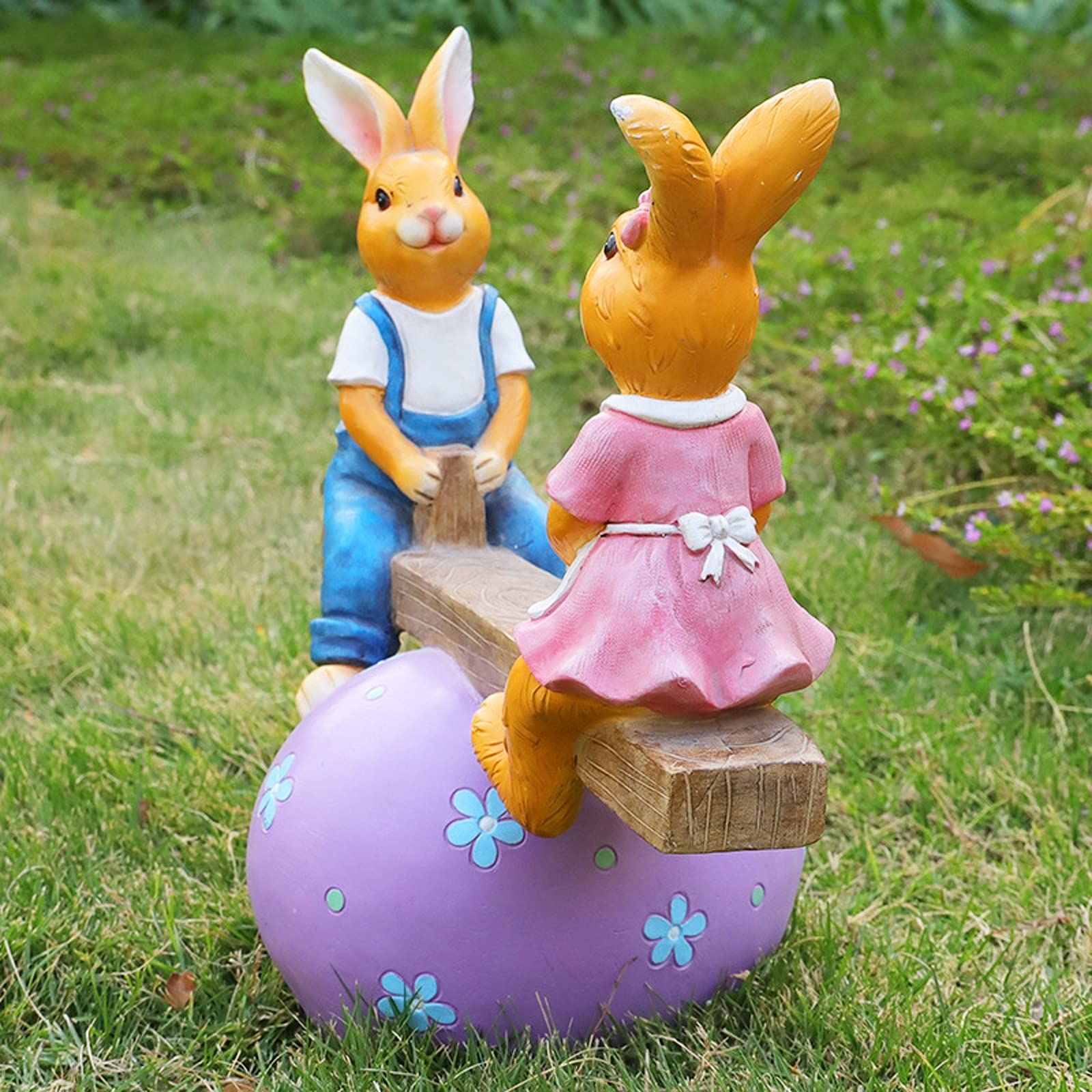 Resin Rabbit Garden Statues - Outdoor Bunny Couple Sculpture for Lawn, Patio & Yard Decor - Handcrafted Animal Ornament Gift for Garden Lovers