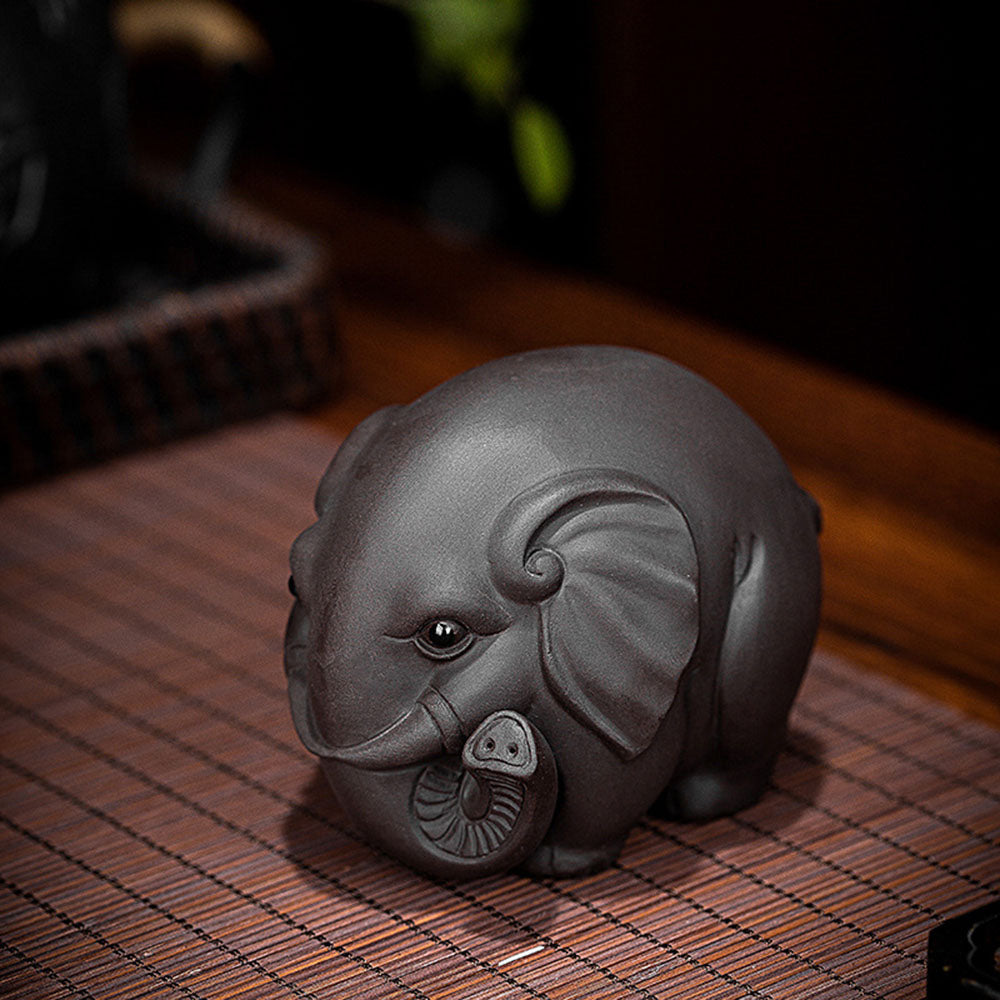 Authentic Yixing Clay Round Elephant Tea Pet - Handmade Chinese Tea Ceremony Companion for Good Luck & Fortune - Perfect for Tea Lovers & Collectors (Use in Tea Brewing Rituals & Home Decor)