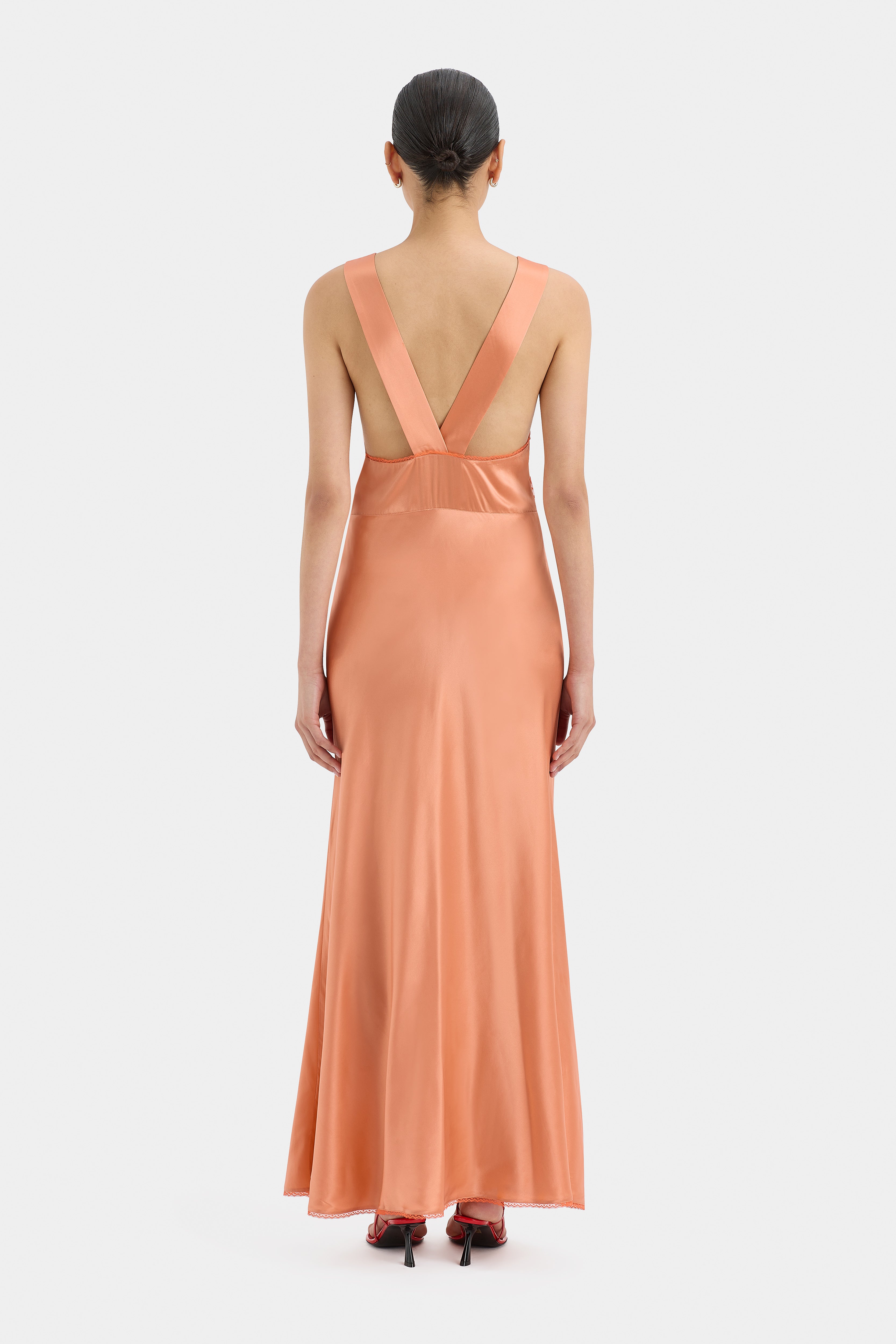 Elegant Aries Cut Out Gown - Sexy Backless Evening Dress for Women | Perfect for Prom, Party & Special Occasions
