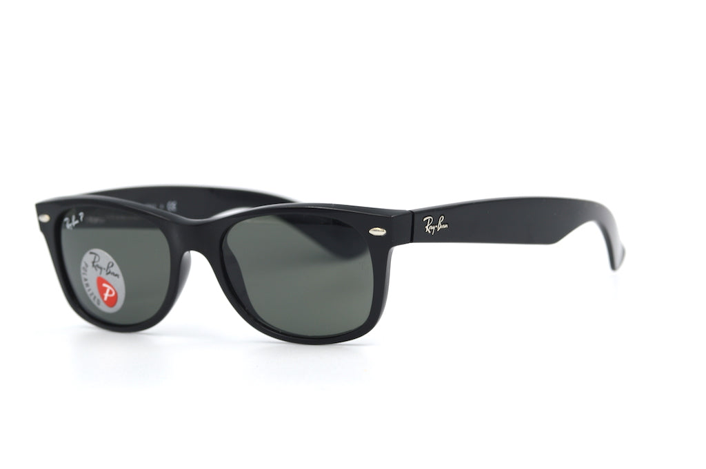RayBan 2132 901 Polarized Sunglasses - Classic Wayfarer Style with UV Protection - Perfect for Driving, Beach & Outdoor Activities