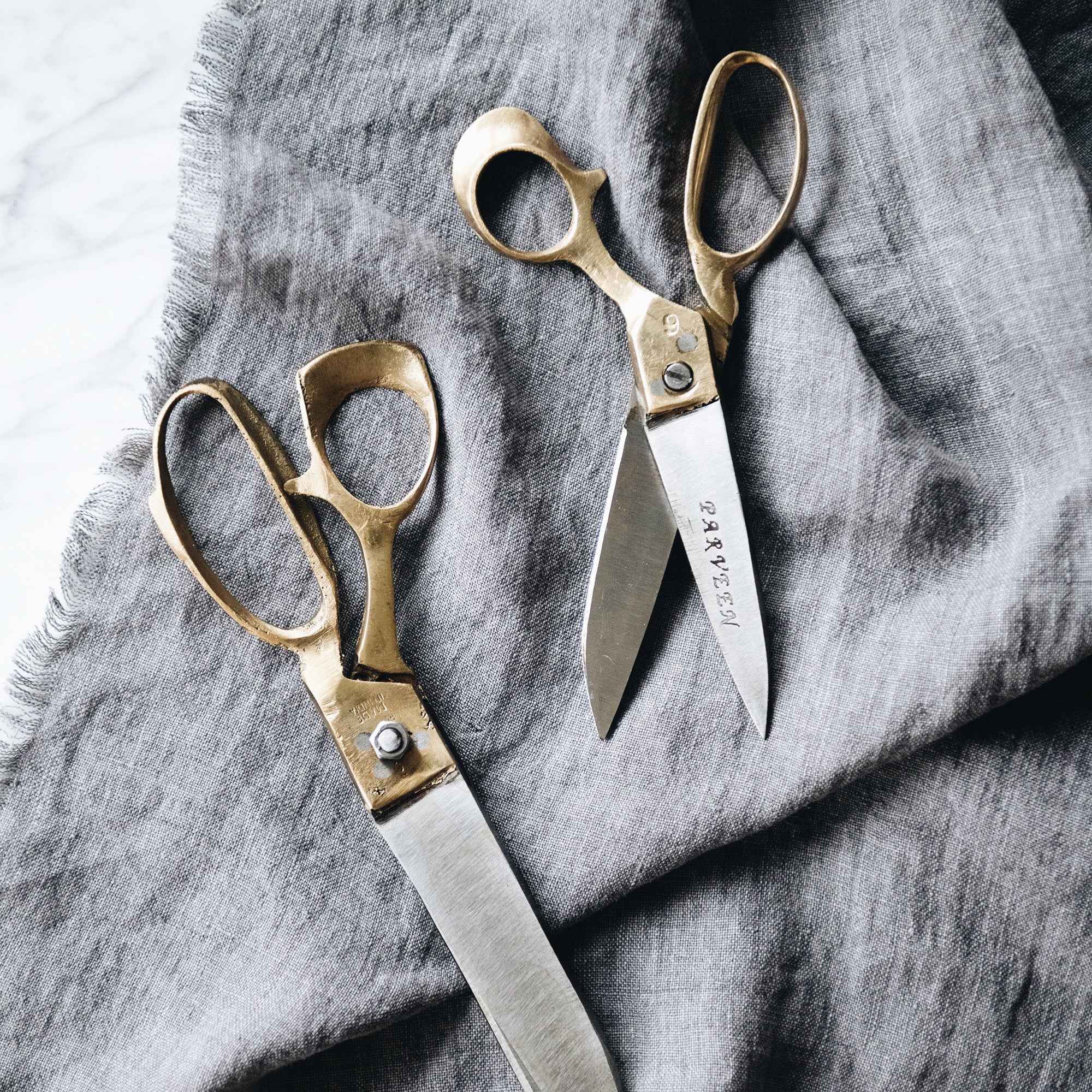 Professional Tailor's Shears - Handcrafted Dressmaking Scissors for Sewing, Fabric Cutting & Quilting | Perfect for Tailors, Seamstresses & DIY Craft Projects