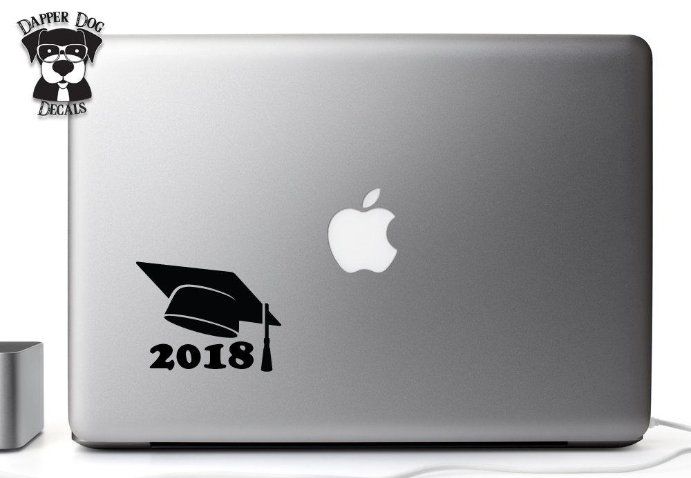 Class of 2018 Graduation Cap 5 Inch Vinyl Decal - Perfect for MacBook Air/Pro, Laptop, Notebook, Car & Computer - Great Graduation Gift for Students & Friends - Ideal for School Events, Graduation Parties & Personalization