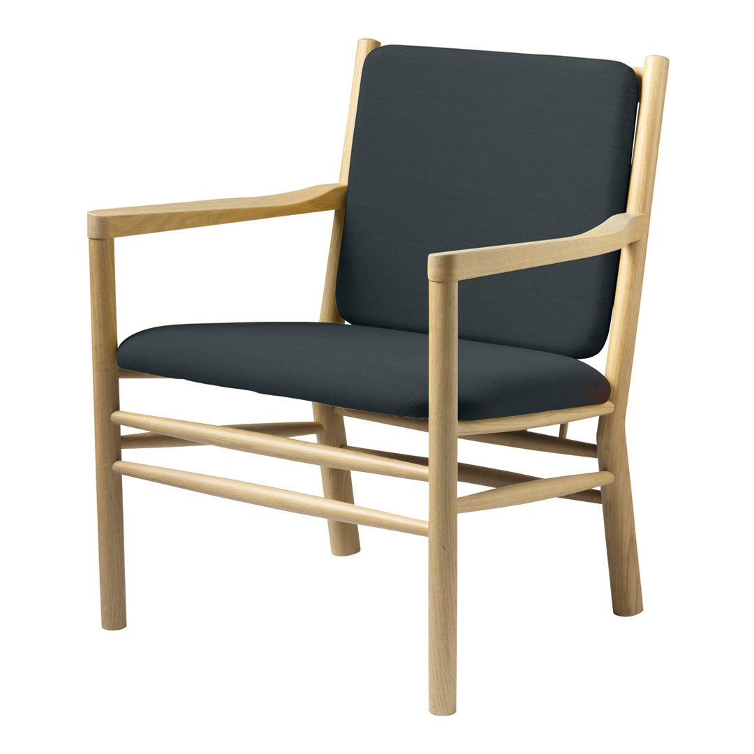 J147 Lounge Armchair - Modern Comfortable Accent Chair for Living Room, Bedroom & Office - Perfect for Relaxing, Reading & Lounging
