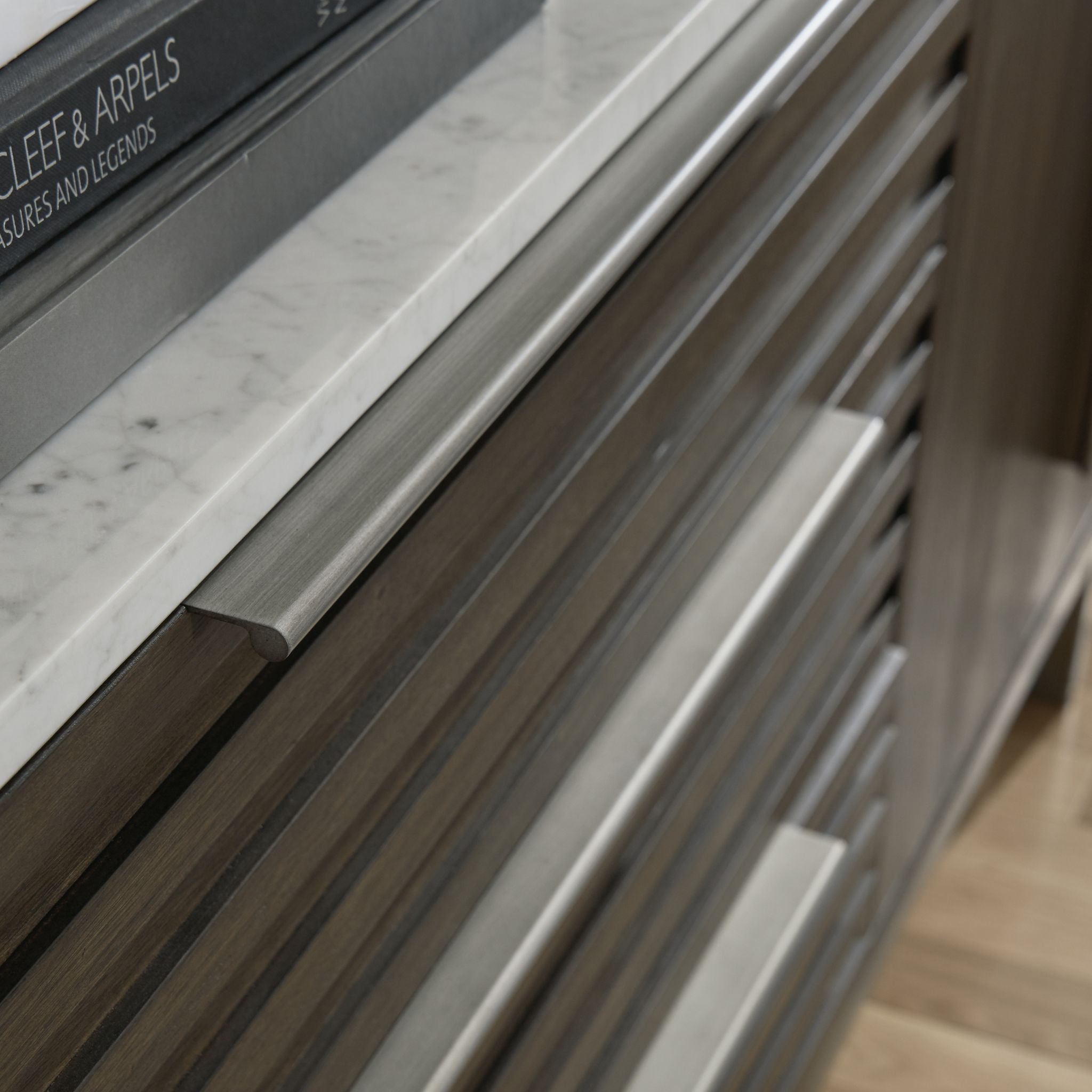 Arkenton 6-Drawer Dresser - Grayish Brown & White Finish, Modern Bedroom Storage for Clothes & Accessories | Perfect for Home, Dorm, or Apartment Organization