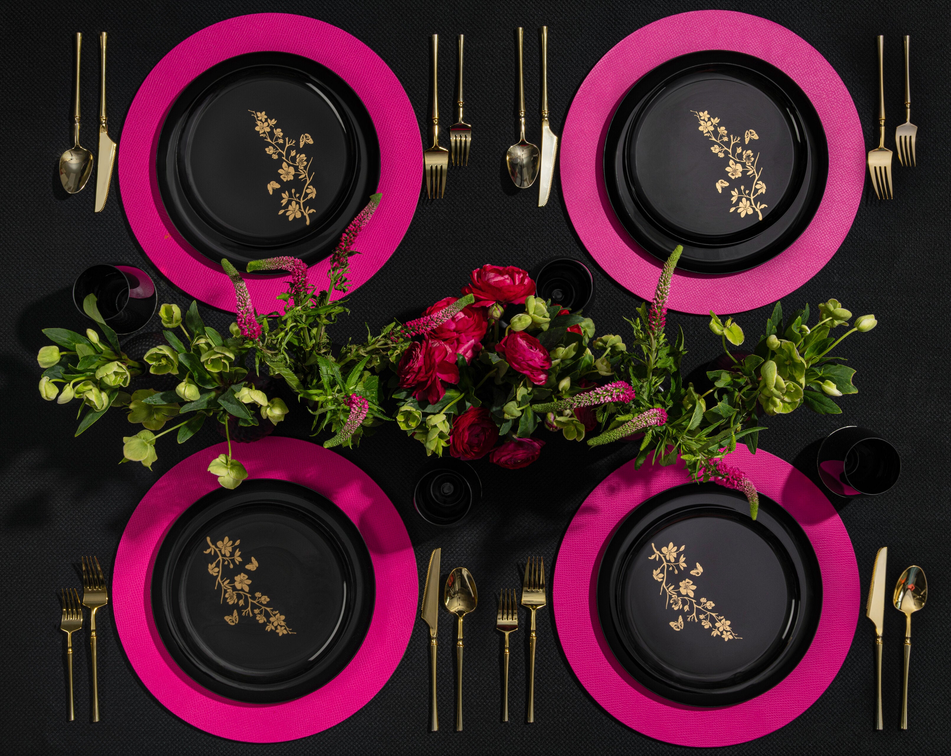 Black and Gold Plastic Party Bundle - 50-Pack Premium Garden Edging for Outdoor Decorations | Perfect for Weddings, Birthday Parties, and Landscape Design