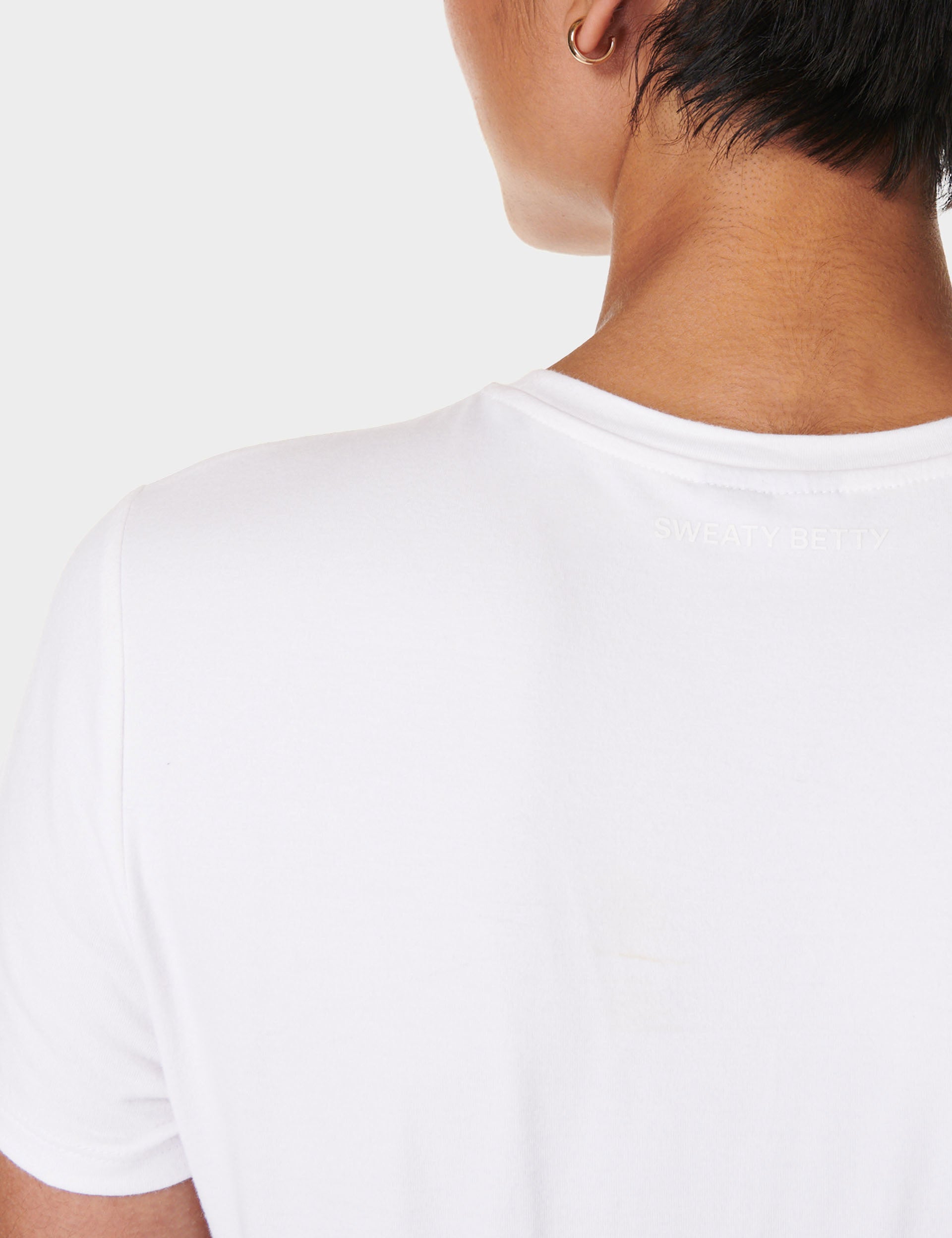 Essential Sculpt Short Sleeve Top for Women - Breathable Workout Shirt, Slim Fit Yoga Tee in White | Perfect for Gym, Running & Casual Wear