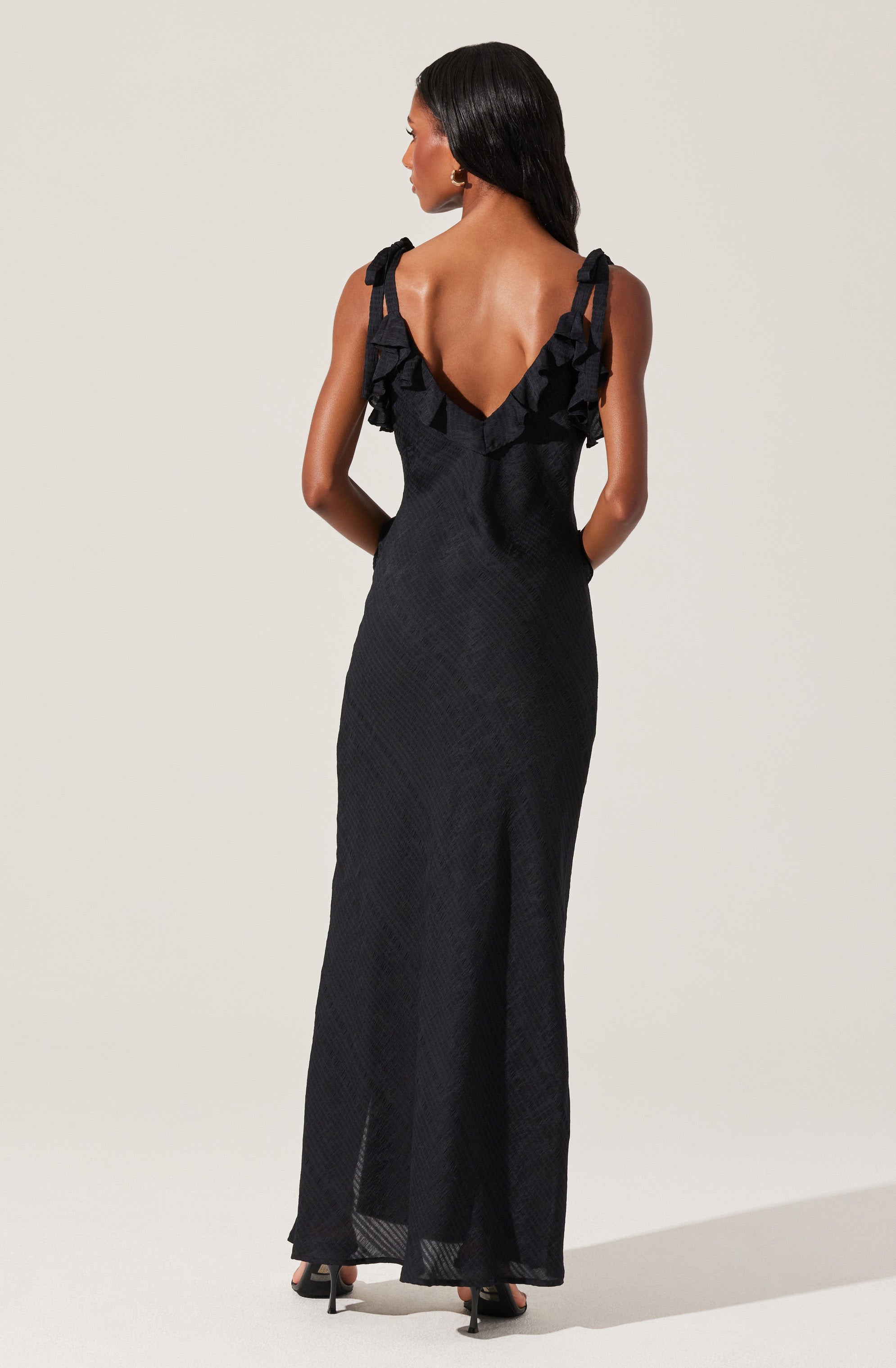 Sorbae Women's Ruffle Maxi Dress - Flowy Summer Beach Dress for Vacation, Party & Evening Wear