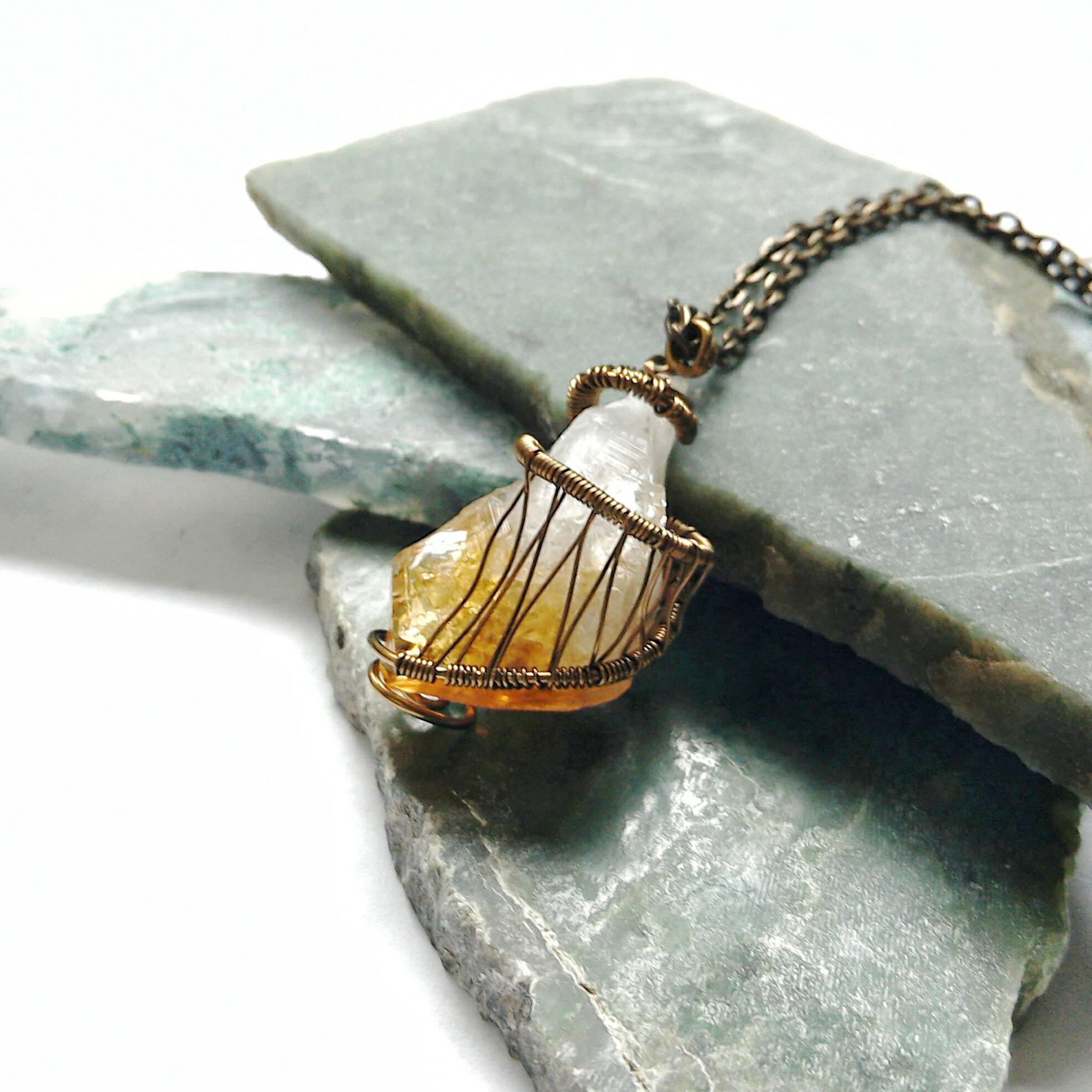 Raw Citrine Crystal Point Pendant Necklace in Antique Bronze - Natural Healing Stone Jewelry for Meditation, Energy Cleansing & Spiritual Protection