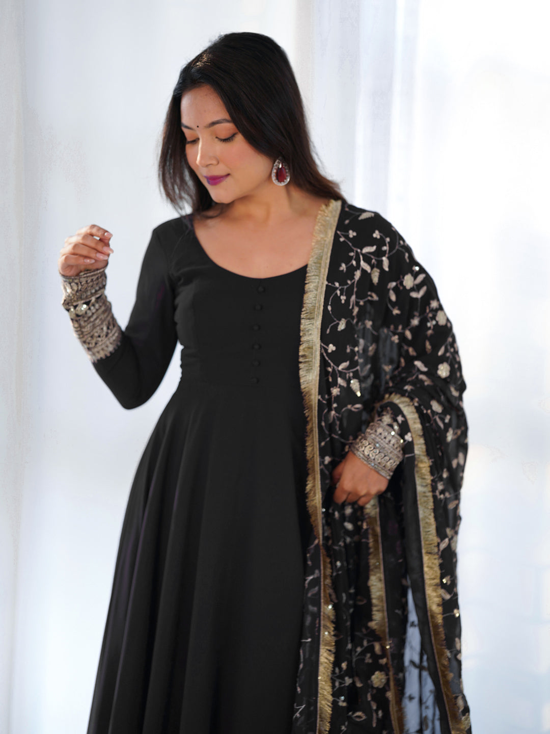 Elegant Black Heavy Pure Soft Fox Georgette Anarkali Dress with Embroidery & Sequence Jari Work - Perfect for Weddings, Parties & Festive Occasions