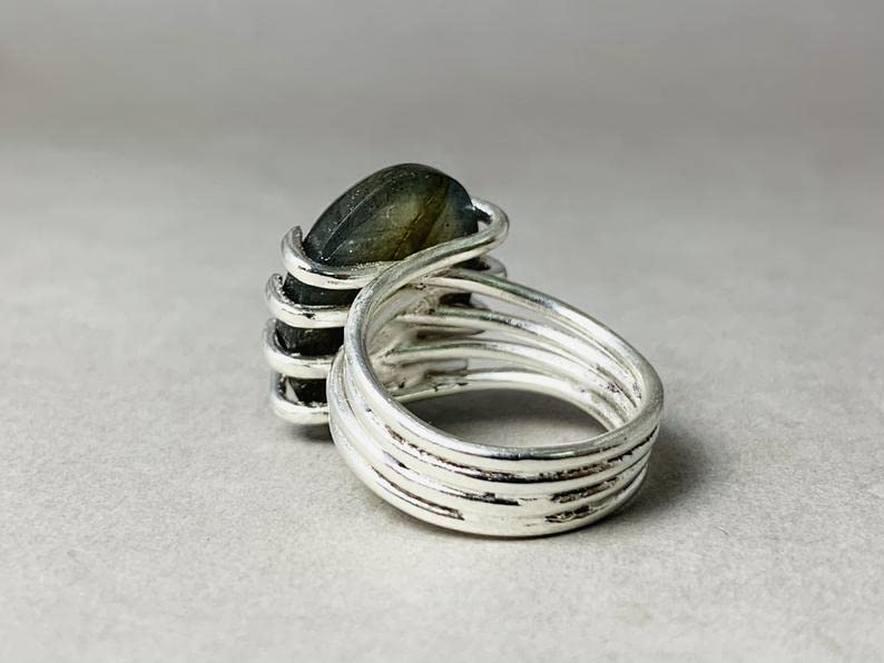 Oval Labradorite Ring - 925 Sterling Silver Gemstone Jewelry, Handmade Statement Ring for Women, Unique Gift for Her | Perfect for Weddings, Parties & Everyday Wear