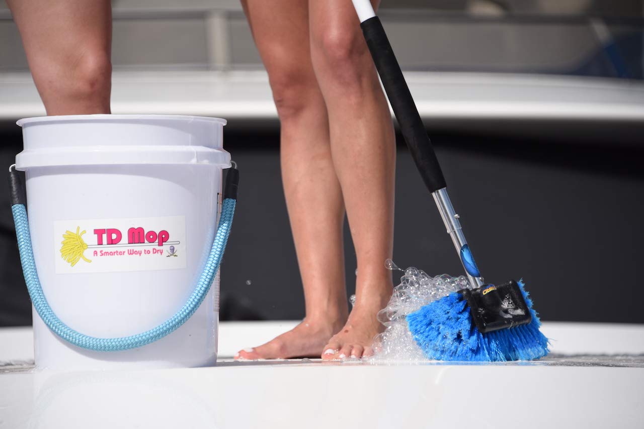Big Bird Boat Deck Scrub Brush - Medium Size Blue Cleaning Brush for Boats, Cars & Marine Use | Snap-On Attachment | Perfect for Deck Washing, Vehicle Cleaning & Marine Maintenance