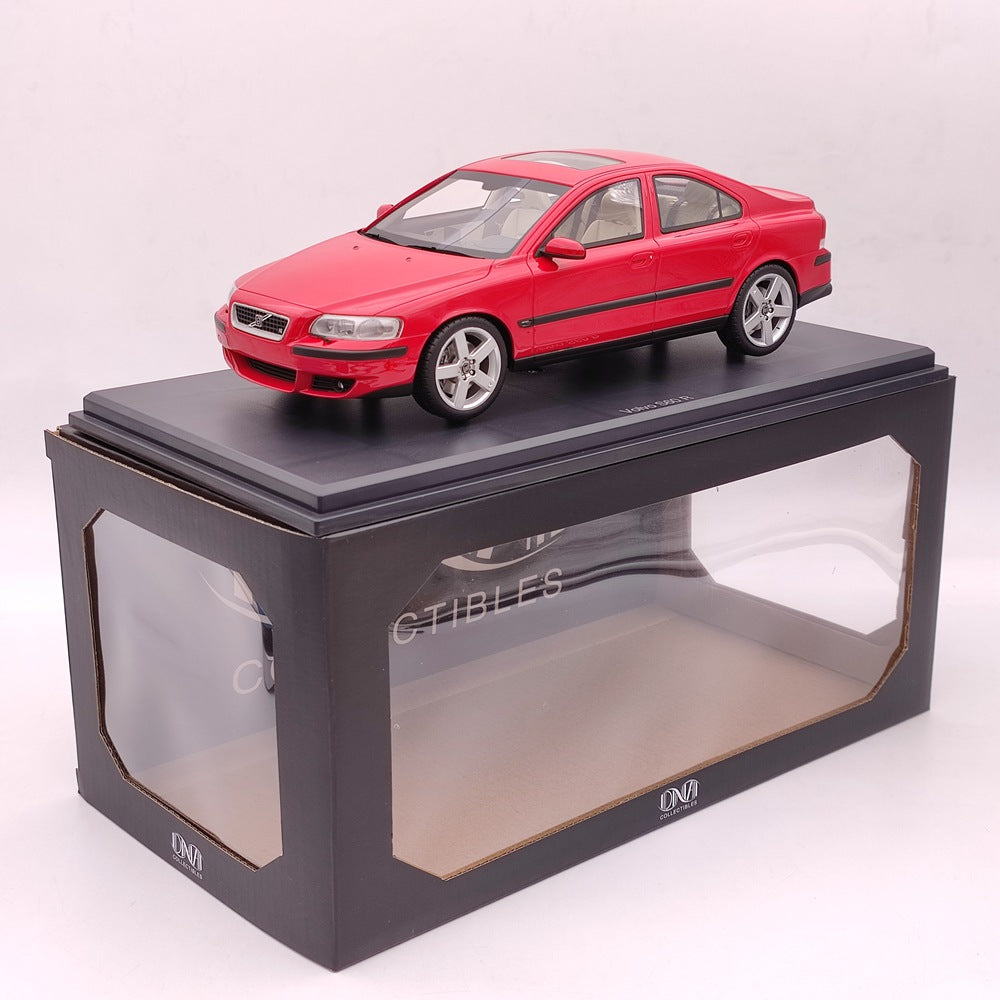 1/18 Scale Volvo S60 R 2003 Limited Edition Red Resin Model Car - Collectible Diecast Toy for Adults, Display & Gift for Car Enthusiasts - Perfect for Home Office Decoration, Car Show Display & Birthday Gifts