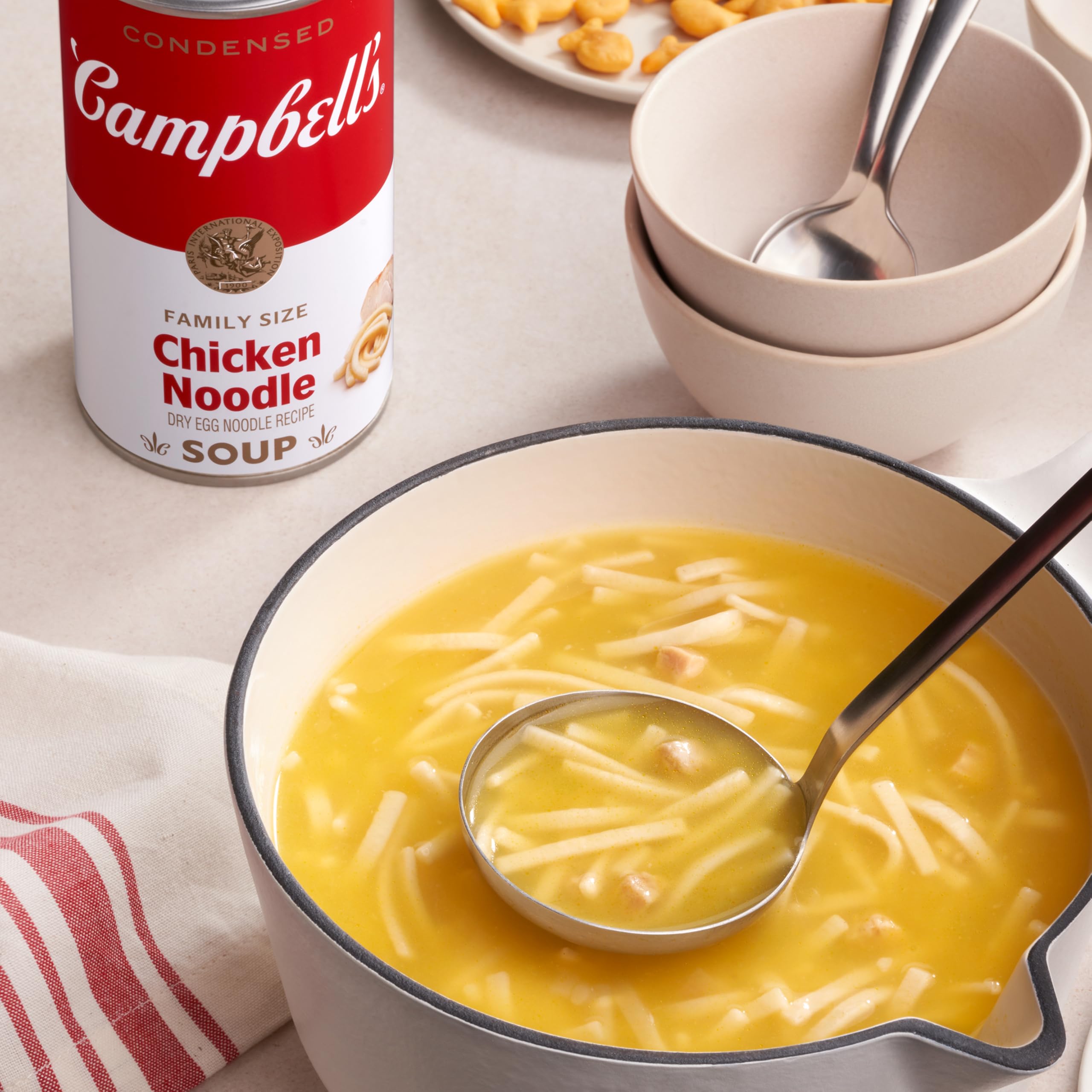 Campbell's Condensed Chicken Noodle Soup with Egg Noodles - 22.4 oz Family Size Can (Pack of 6) | Quick & Easy Meal Solution for Busy Families, Office Lunches & Emergency Pantry Stock