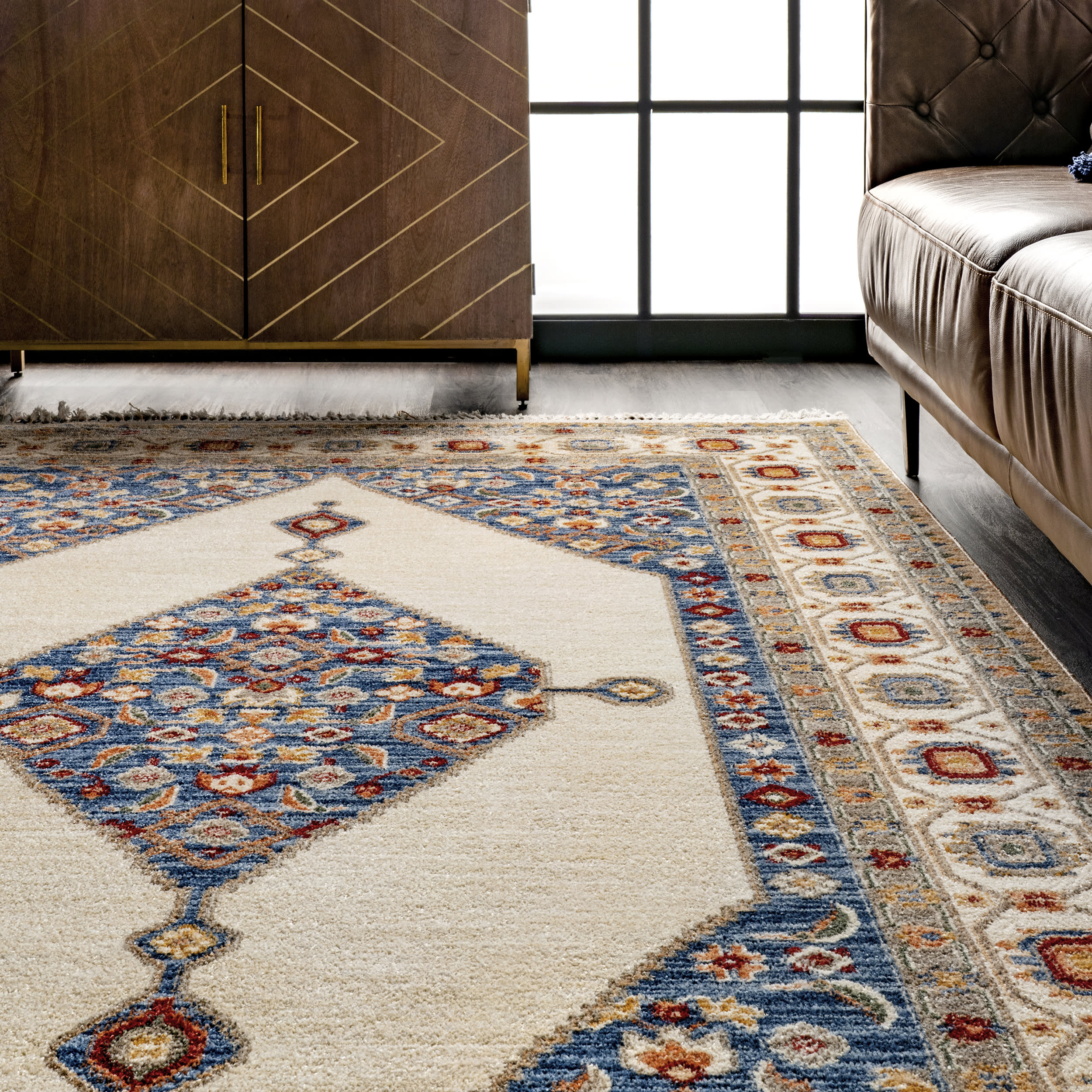 Floral Cardinal Medallion Rug - Ivory Bohemian Area Rug for Living Room, Bedroom & Home Decor