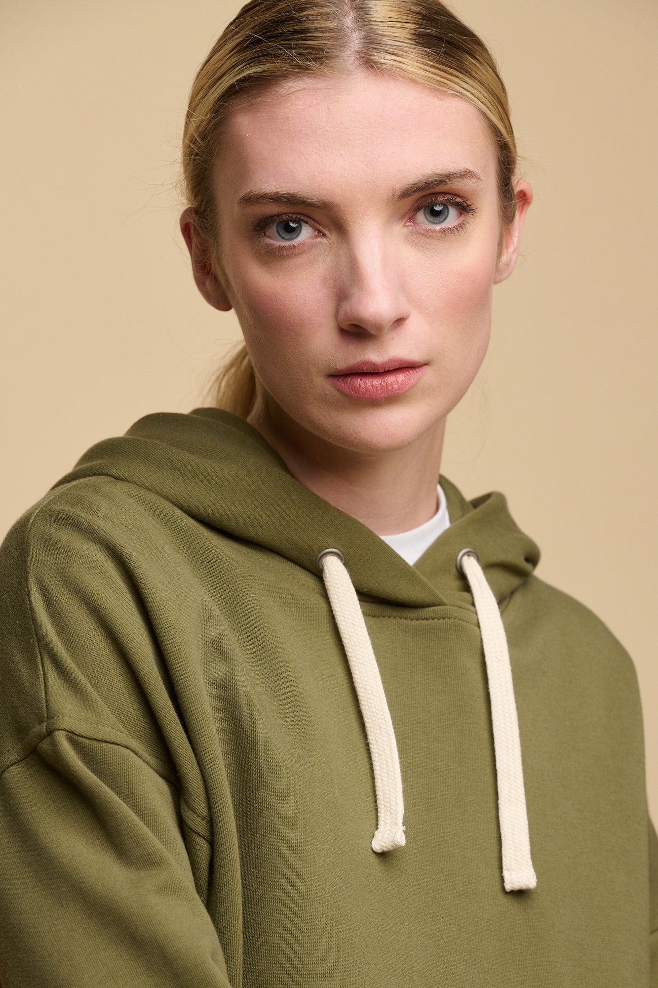 Women's Olive Hooded Sweatshirt - Soft Fleece Pullover for Casual Wear, Outdoor Activities & Lounge Comfort