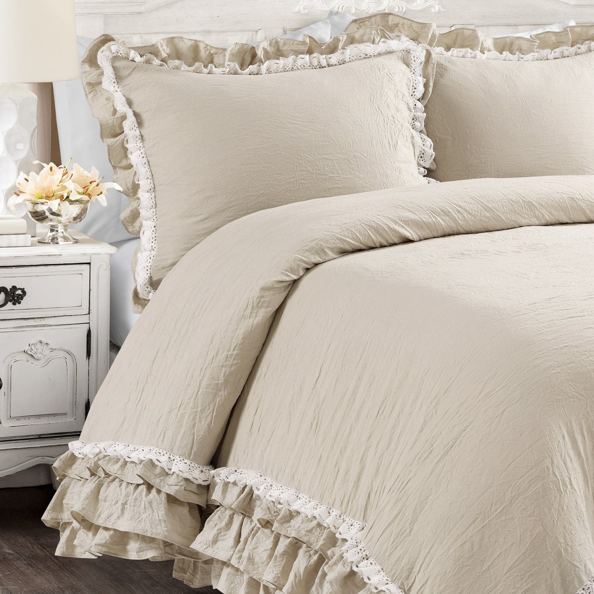 Ella Ruffle Lace 3-Piece Comforter Set - Queen Size Bedding with Pillow Shams - Elegant Lace Trim Luxury Bed Set for Master Bedroom, Guest Room & Hotel Decor