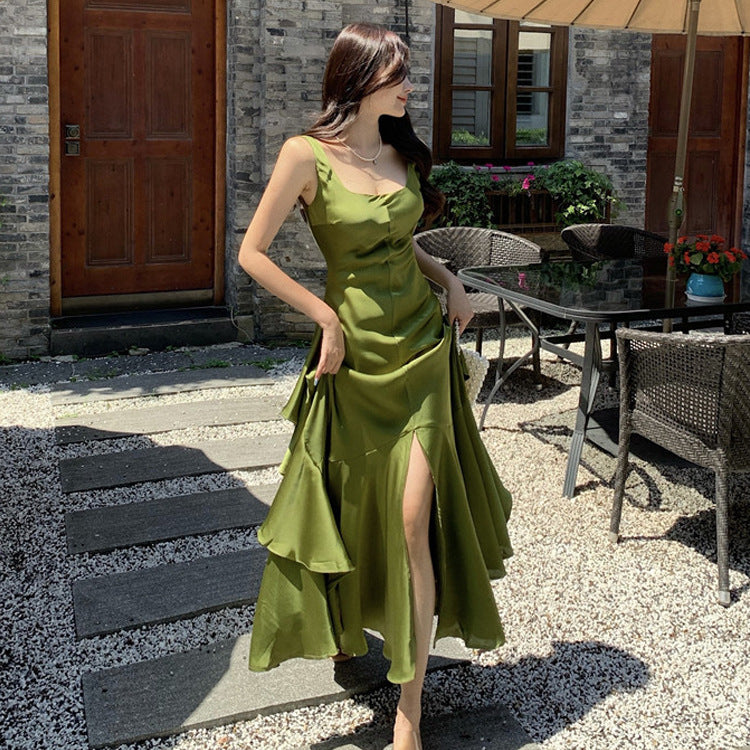 Elegant Green Satin Mermaid Tail Swing Dress with Ruffle Hem - Women's Holiday Party Gown (Size 24) | Perfect for Evening Events, Weddings & Special Occasions