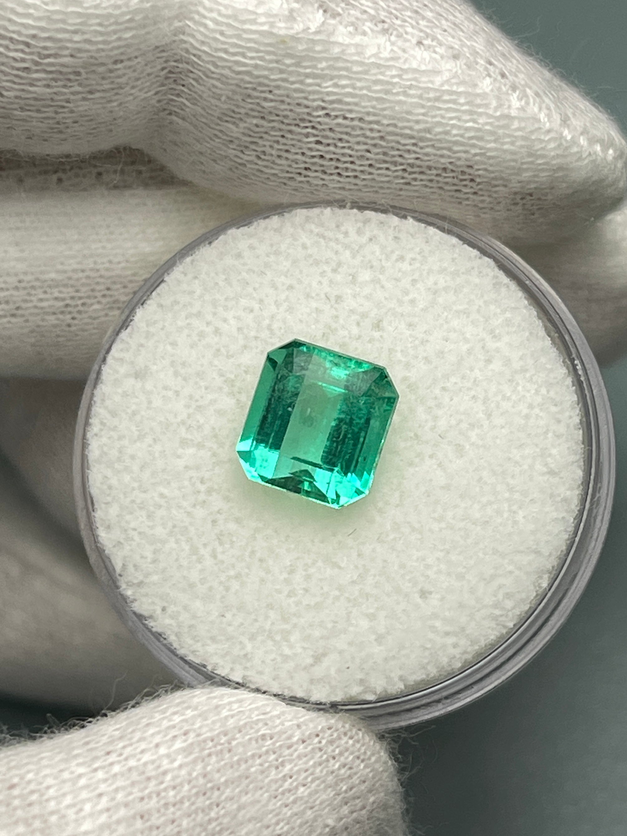2.36 Carat Natural Colombian Loose Emerald Gemstone - Asscher Cut for Jewelry Making, Engagement Rings & Luxury Gifts