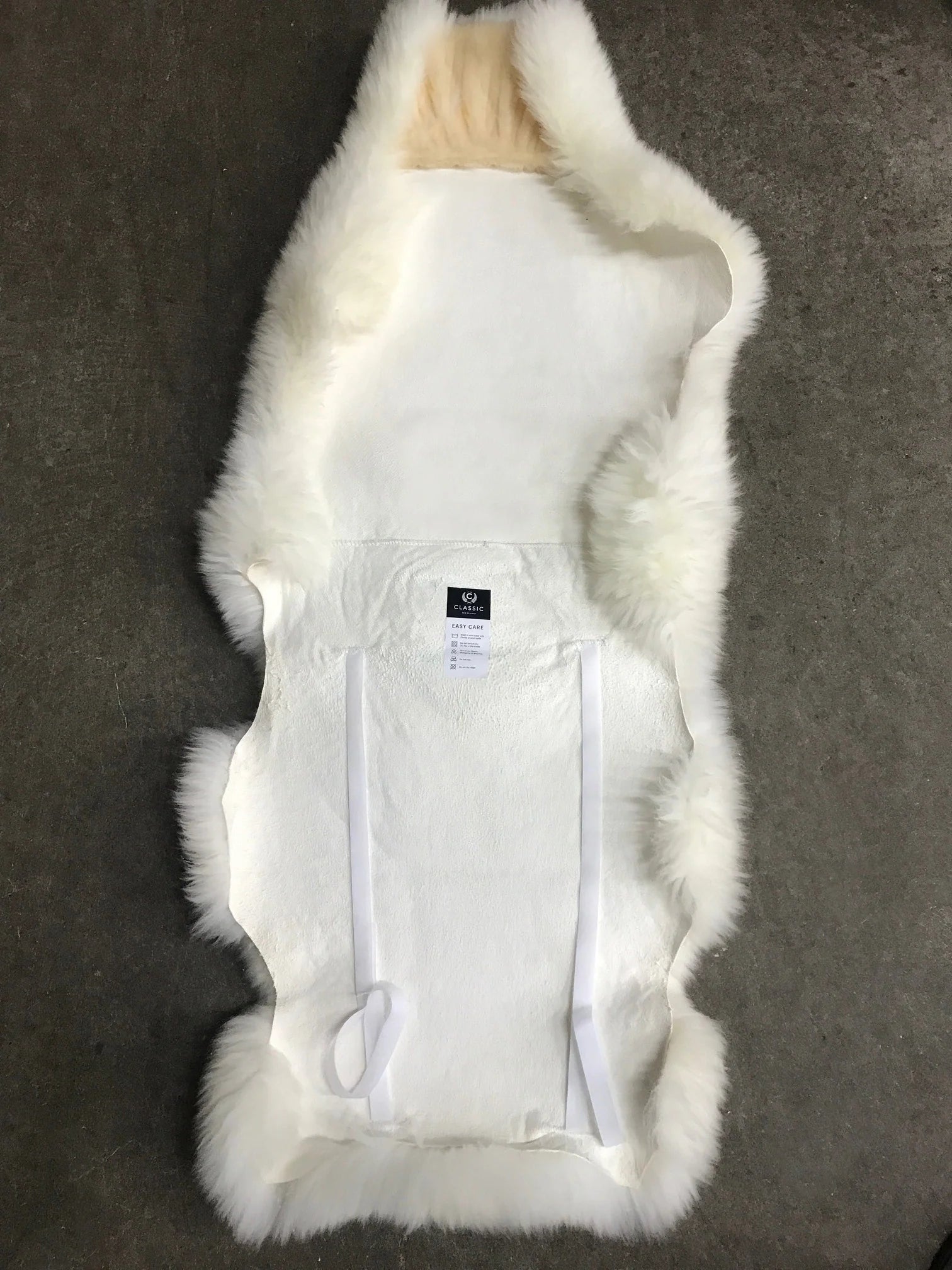 Premium Genuine New Zealand Sheepskin Car Seat Cover - Soft, Durable & Breathable for Ultimate Comfort - Perfect for Long Drives, Road Trips & Everyday Commuting