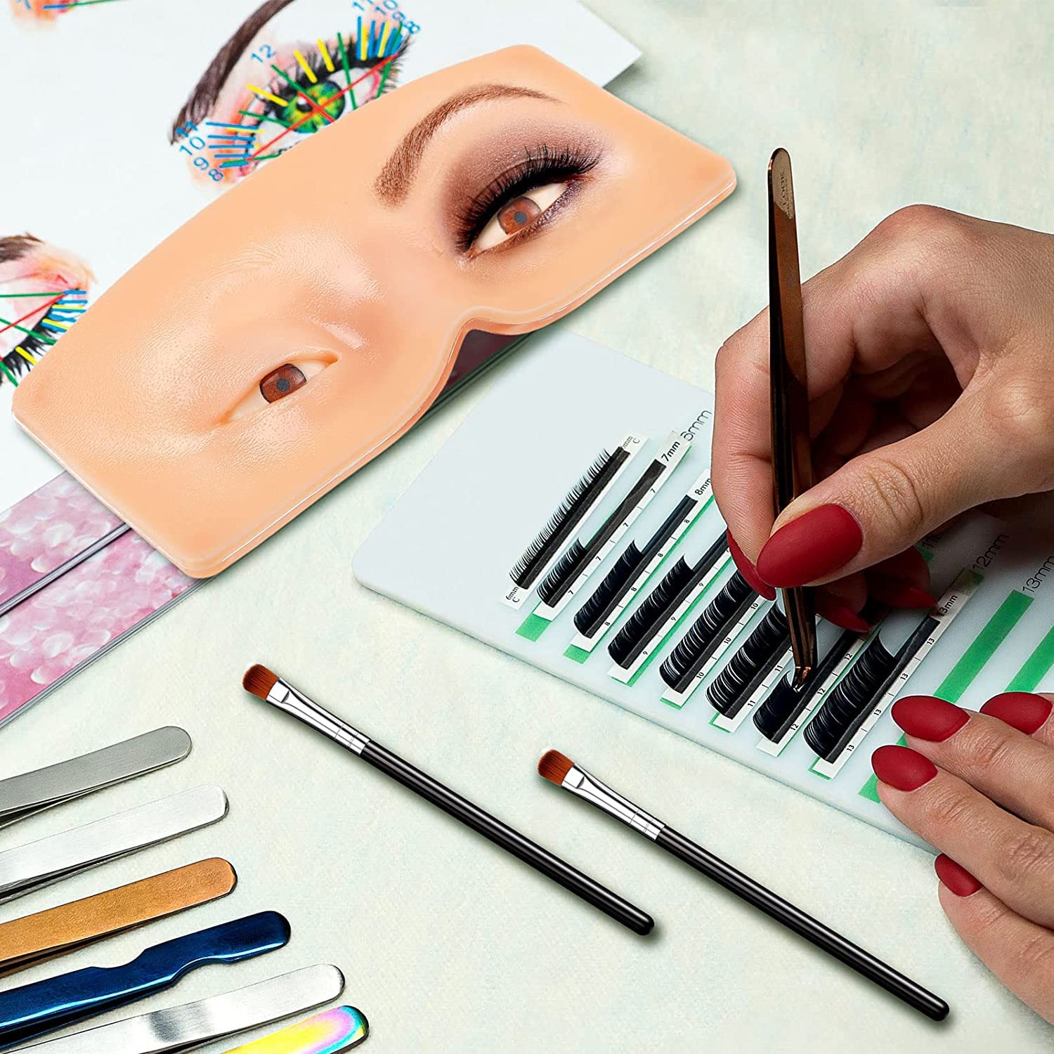 Scheibe Reusable Silicone Makeup Practice Board with 2 Eyeshadow Brushes - Professional & Beginner Friendly Makeup Training Kit for Eyeshadow Blending Practice - Perfect for Makeup Artists, Beauty Students & Home Practice