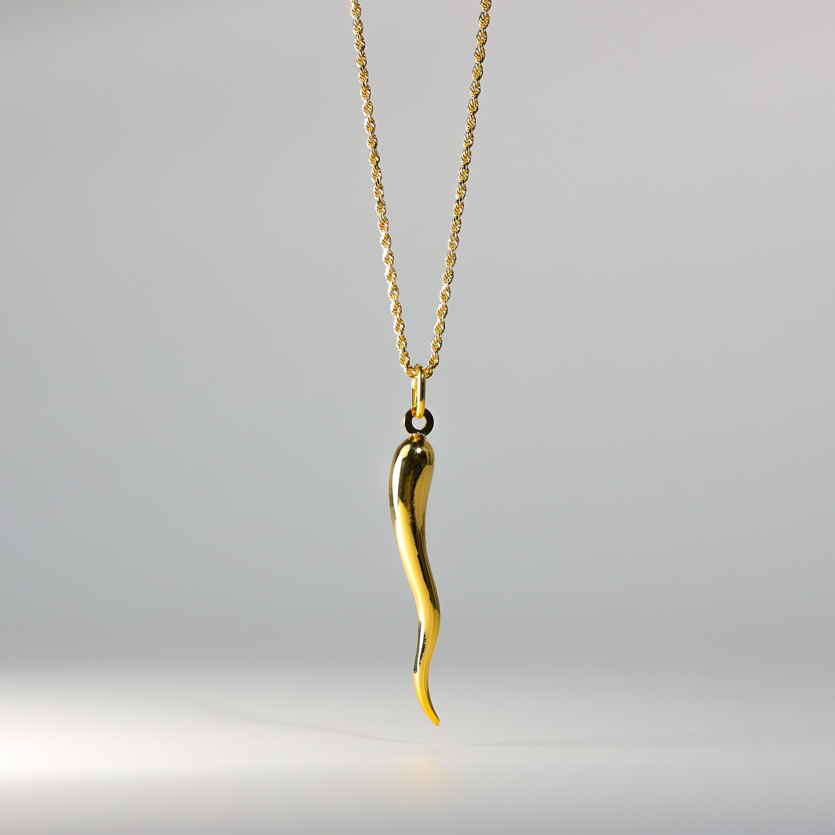 Gold Large Cornicello Horn Pendant Necklace - Italian Lucky Charm Amulet (Model 794) for Protection & Good Fortune | Perfect Gift for Birthdays, Anniversaries & Special Occasions
