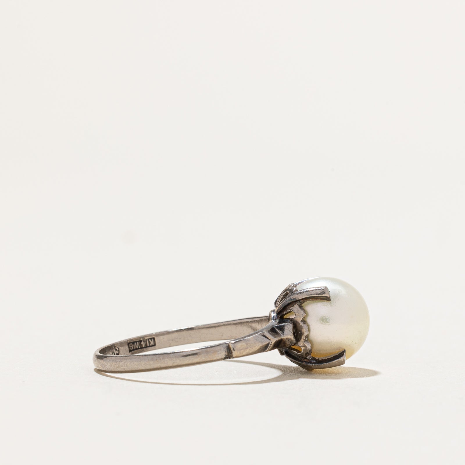 Solitaire Pearl Ring for Women - 6.75 Size, Elegant White Pearl Engagement Wedding Band (Perfect for Proposals, Anniversaries & Special Occasions)