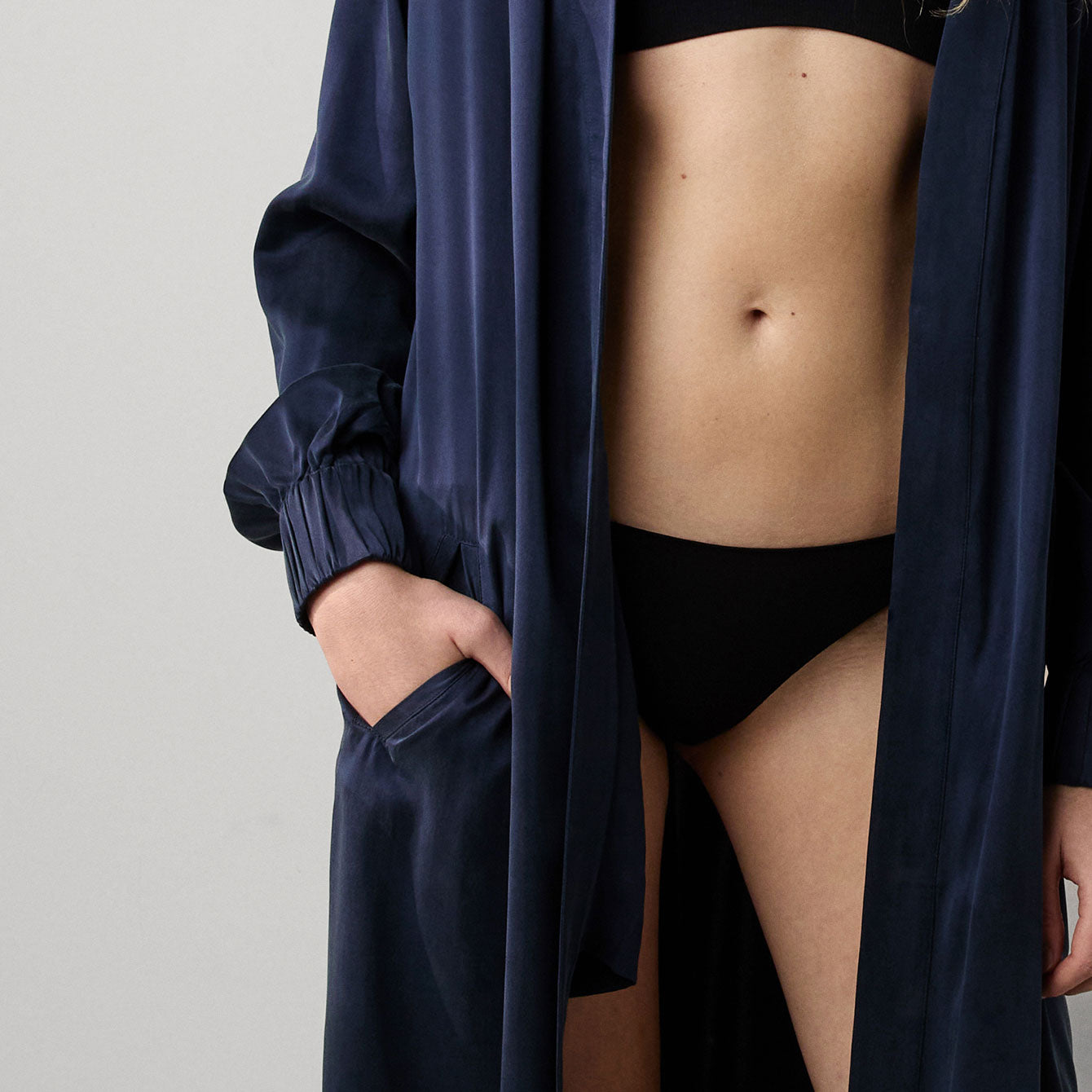 Luxury Washable Silk Long Robe for Women - Soft & Breathable Kimono Style Bathrobe - Perfect for Spa, Bridal, and Home Relaxation