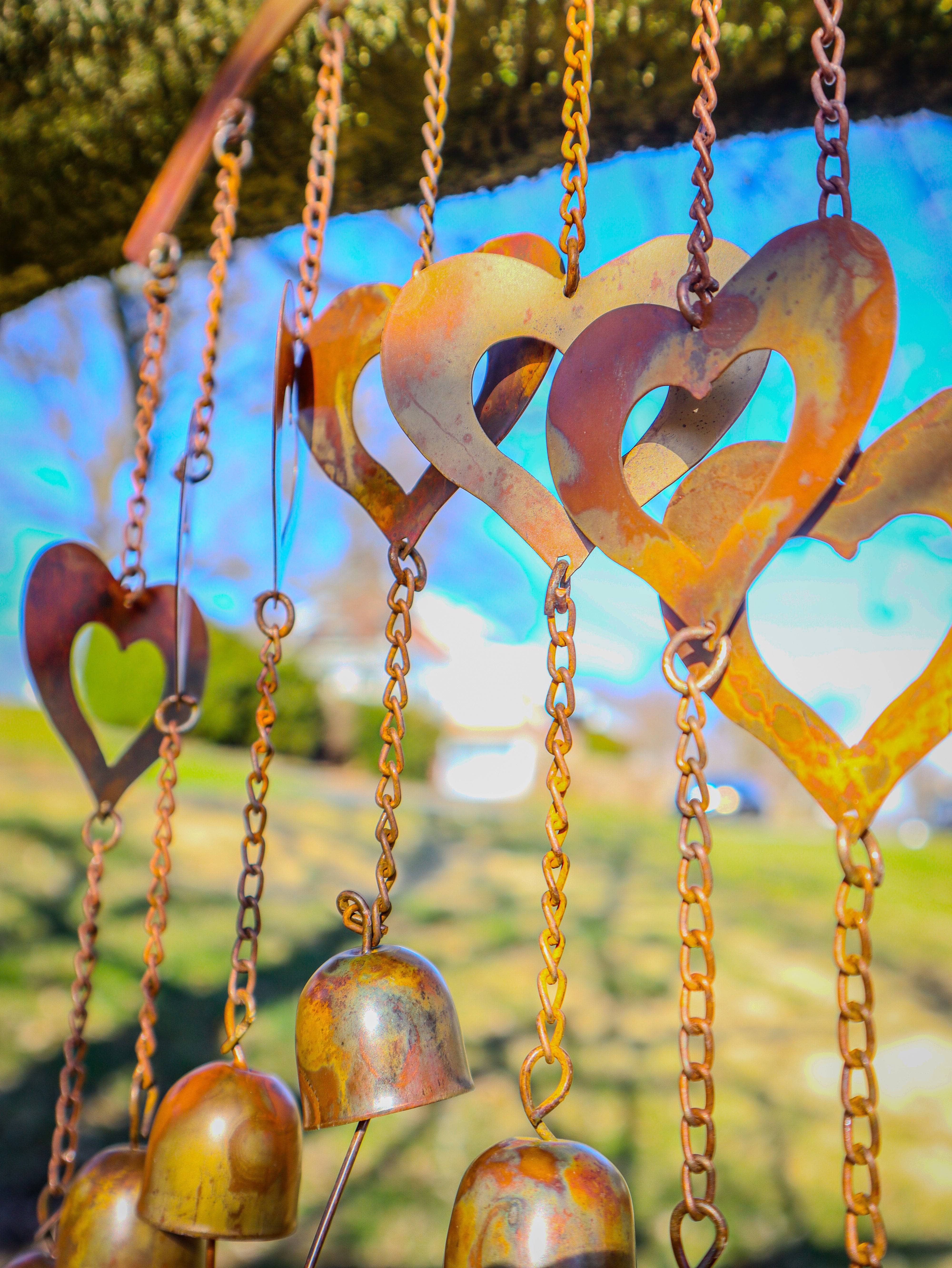 Hearts on Arch Wind Chime - Outdoor Garden Decor, Romantic Metal Wind Chime for Patio, Porch & Yard - Perfect for Relaxation & Home Decoration