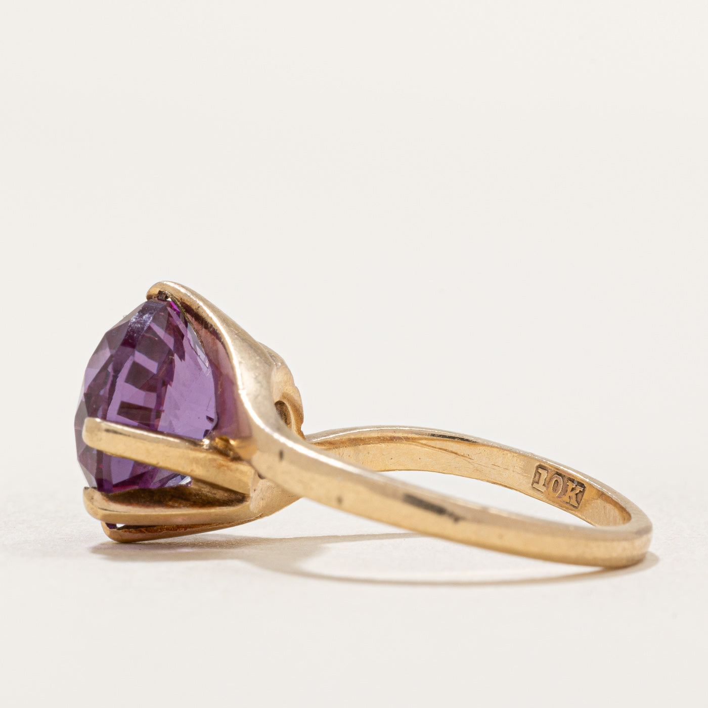 4.20ct Synthetic Color Changing Sapphire Cocktail Ring - Size 5.5 | Elegant Evening Wear & Special Occasion Jewelry | Perfect for Parties, Weddings & Date Nights