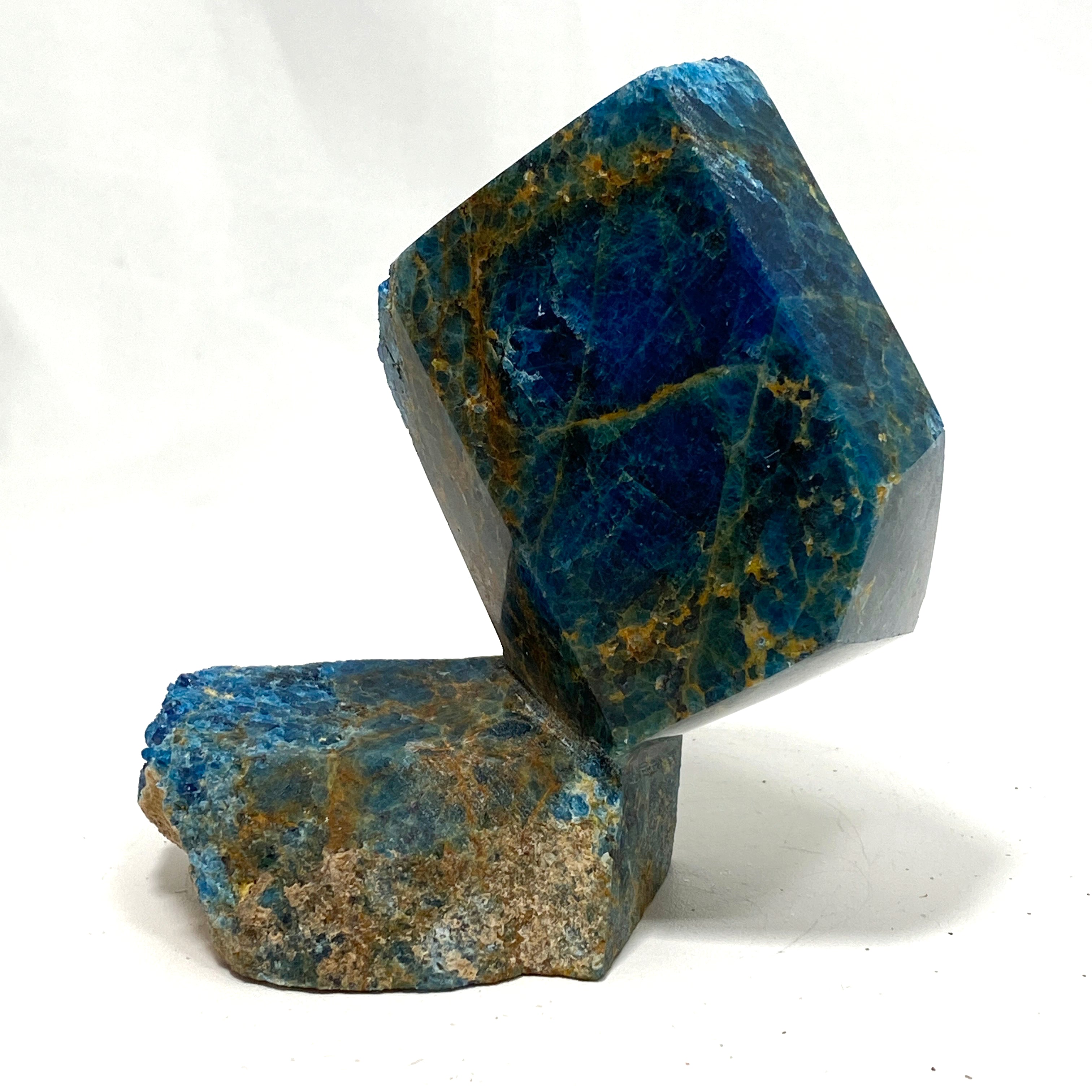 Natural Blue Apatite Freeform Stone - Healing Crystal for Meditation, Energy Work & Spiritual Growth - Perfect for Home Decor, Jewelry Making & Reiki Practice